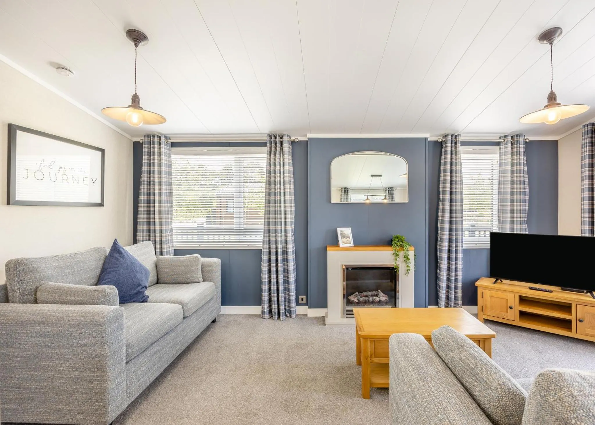 Property building in Woodhall Country Park Lodges