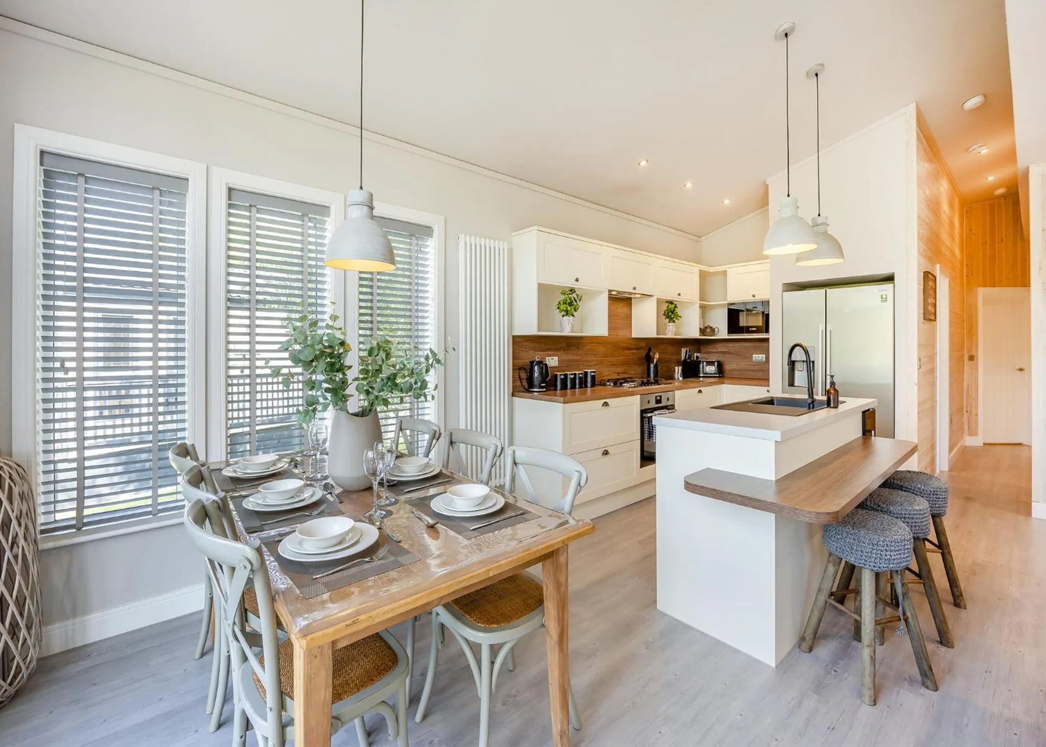 Property building in Woodhall Country Park Lodges