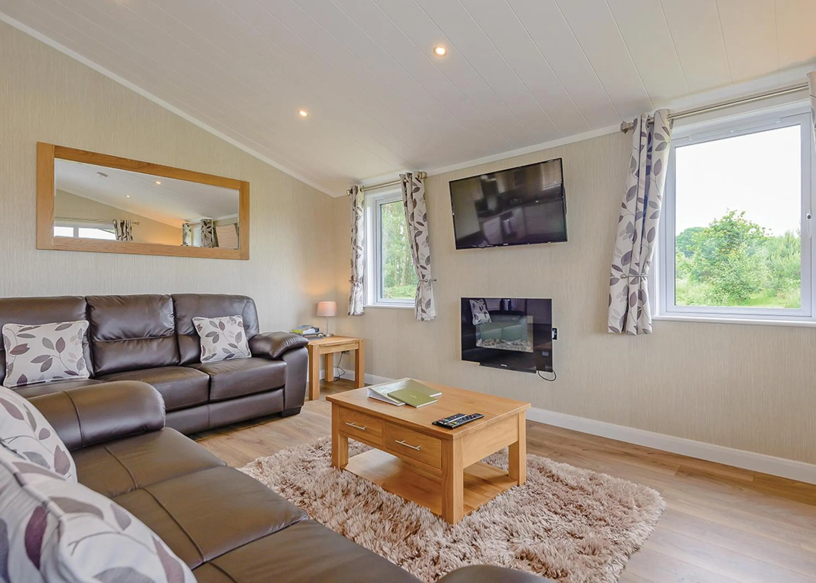 Property building in Woodhall Country Park Lodges
