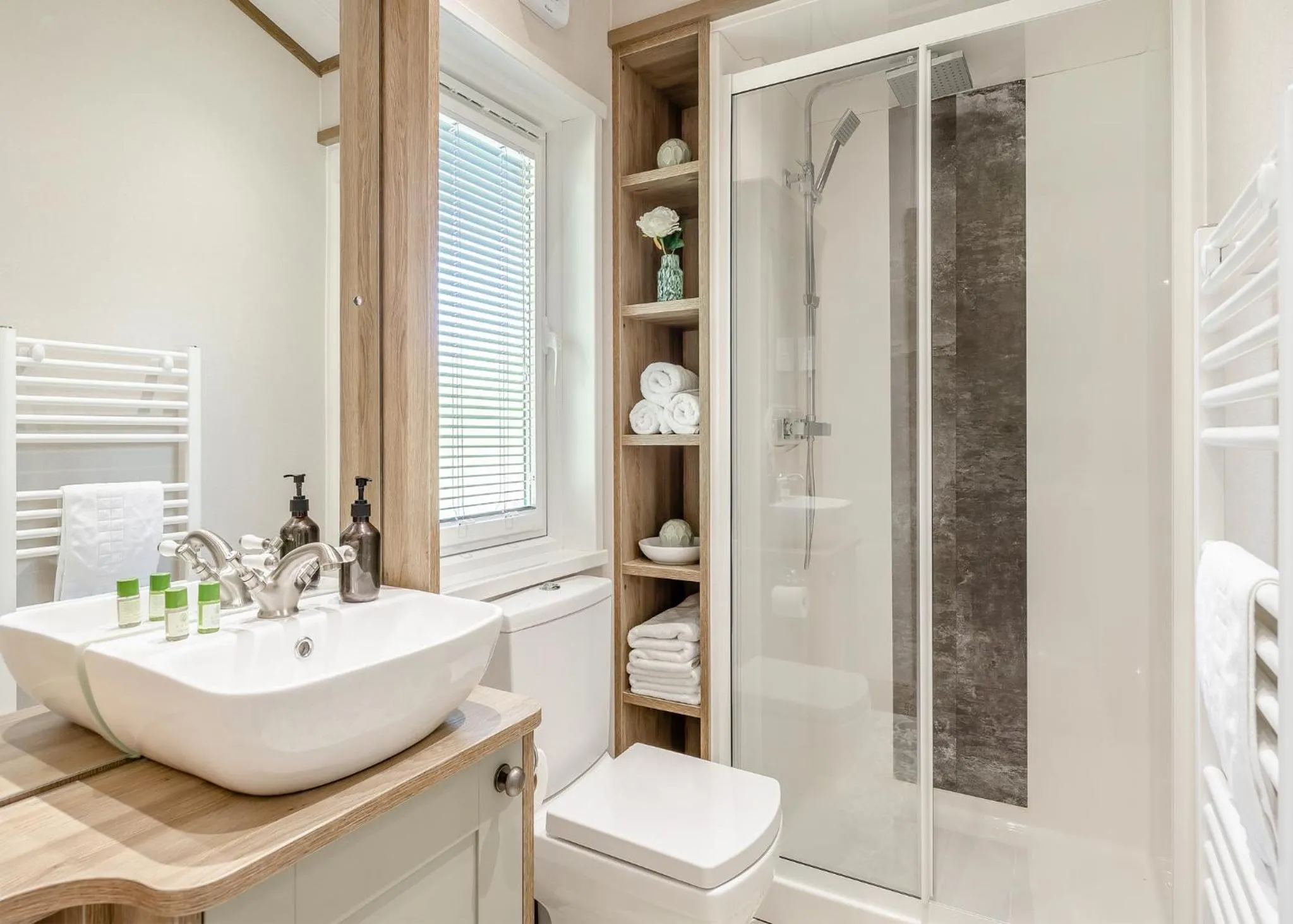 Property building in Woodhall Country Park Lodges