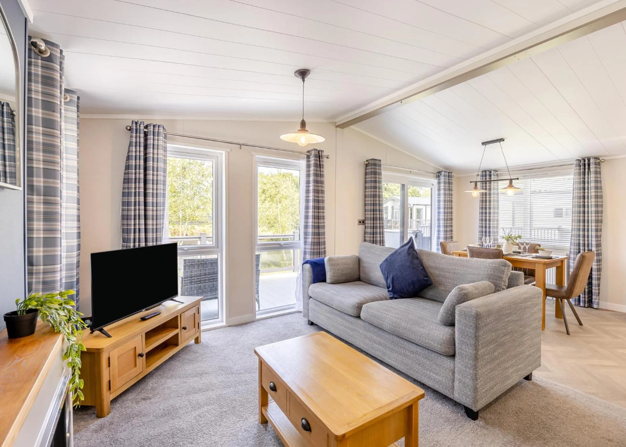 Property building in Woodhall Country Park Lodges