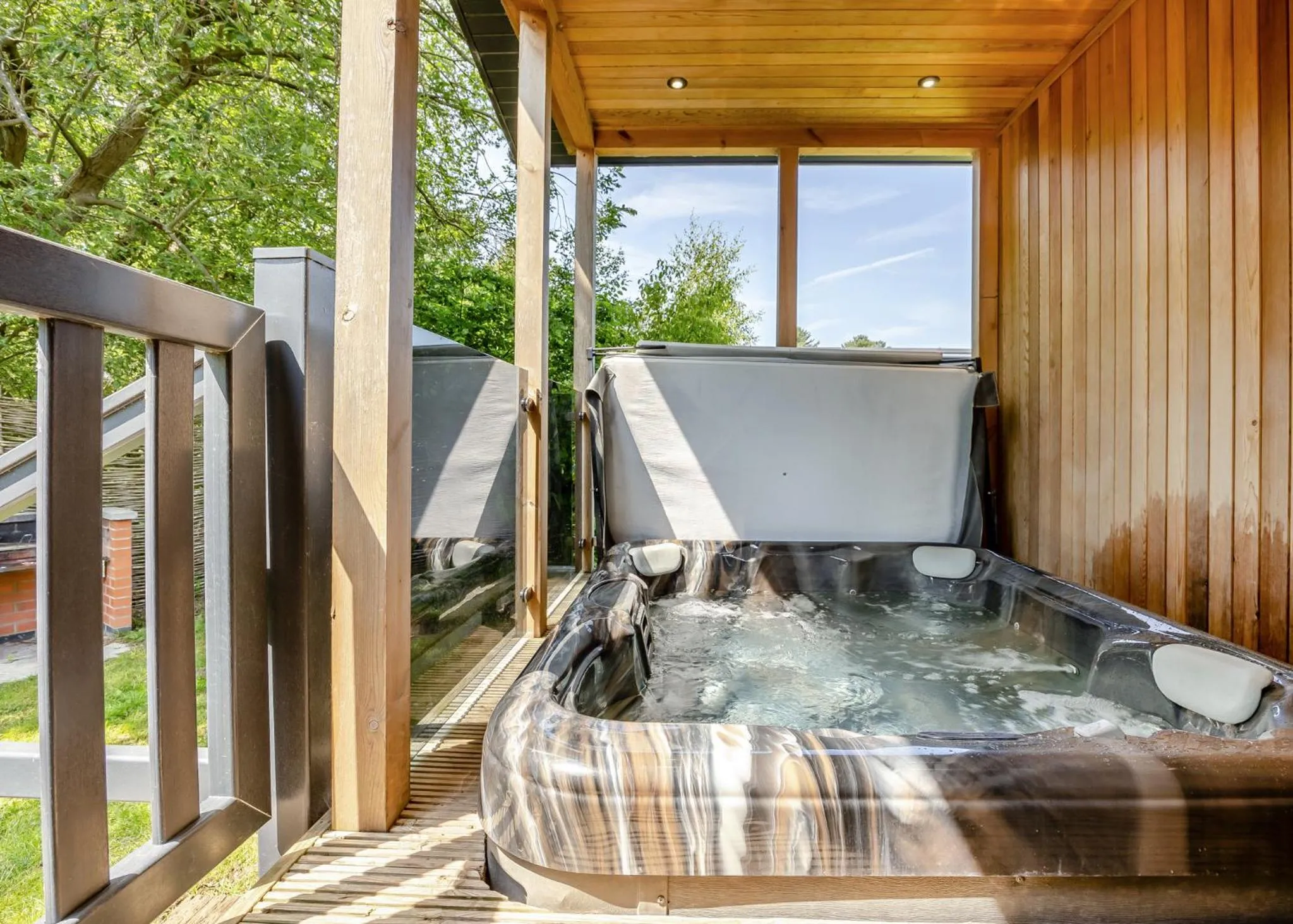 Property building in Woodhall Country Park Lodges