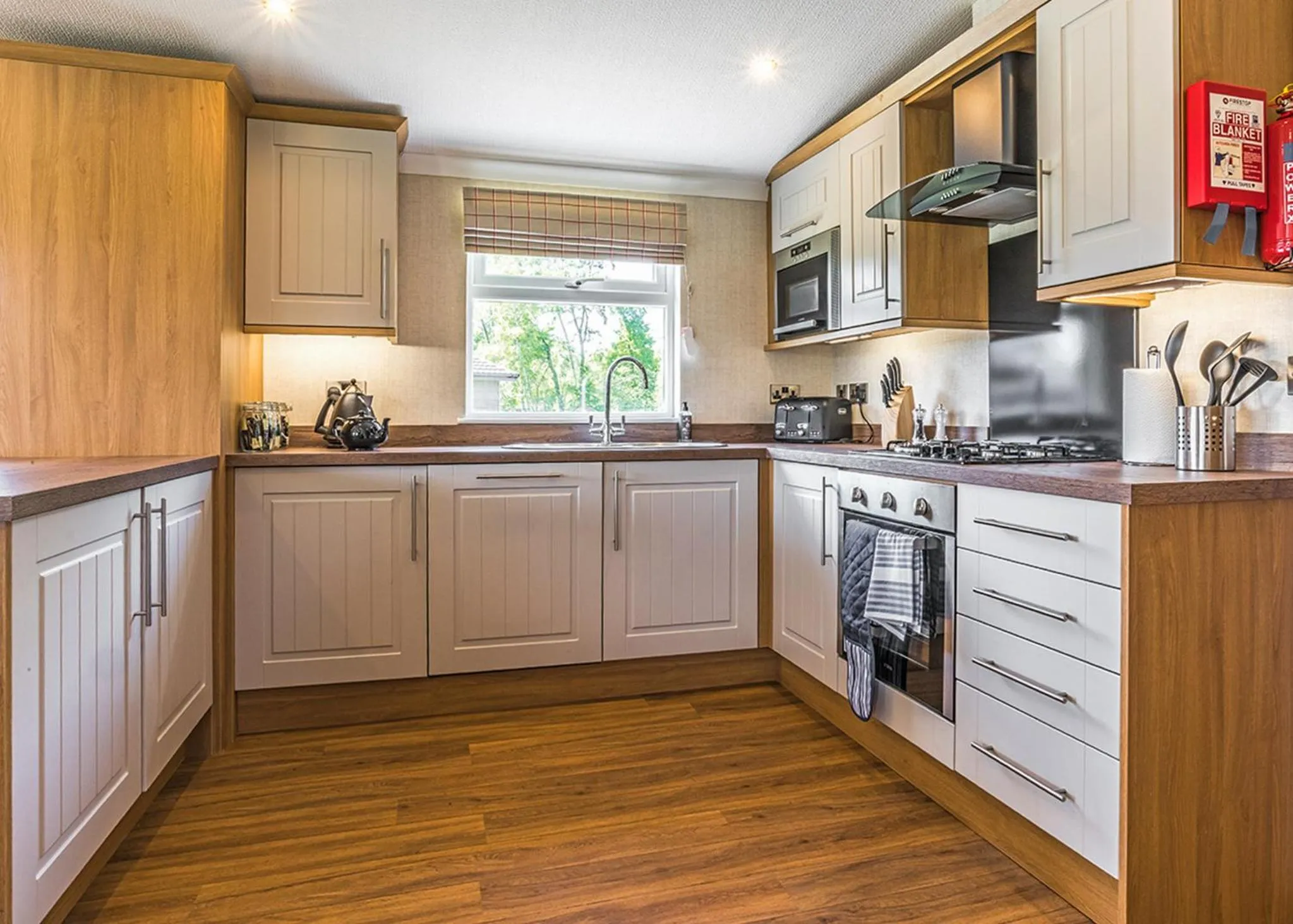 Property building in Woodhall Country Park Lodges