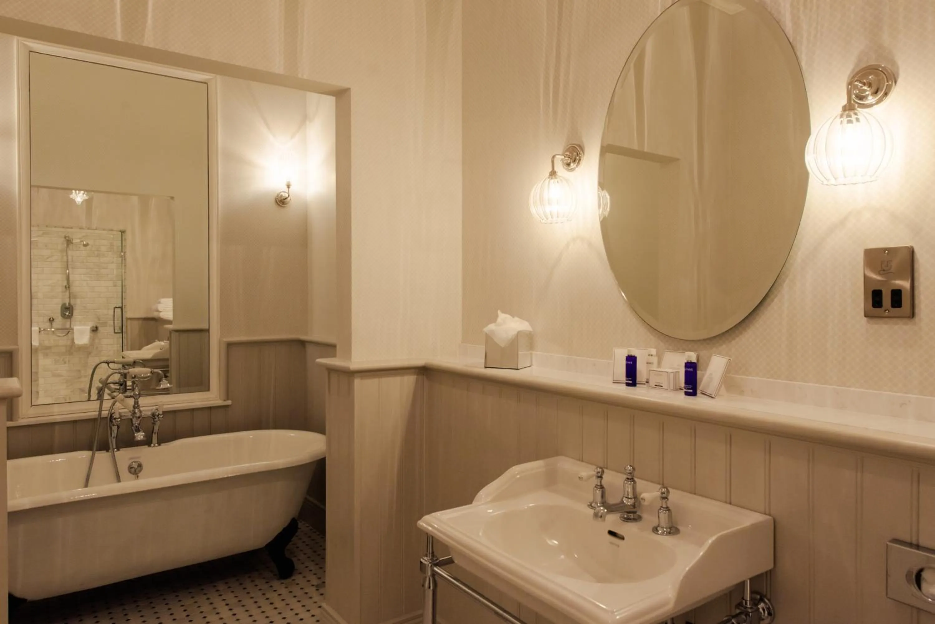 Bathroom in Cahernane House Hotel