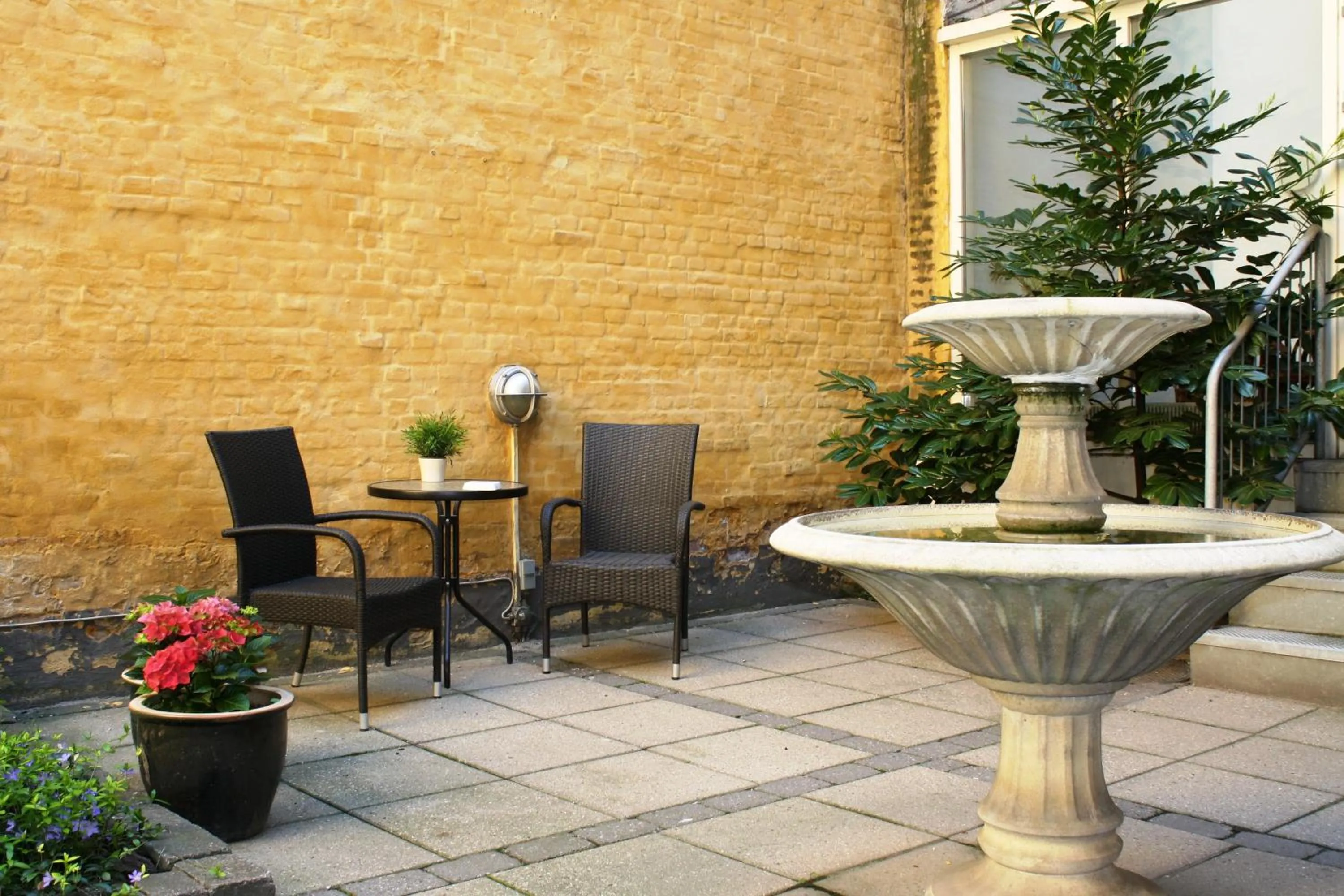 Facade/entrance in City Hotel Nebo