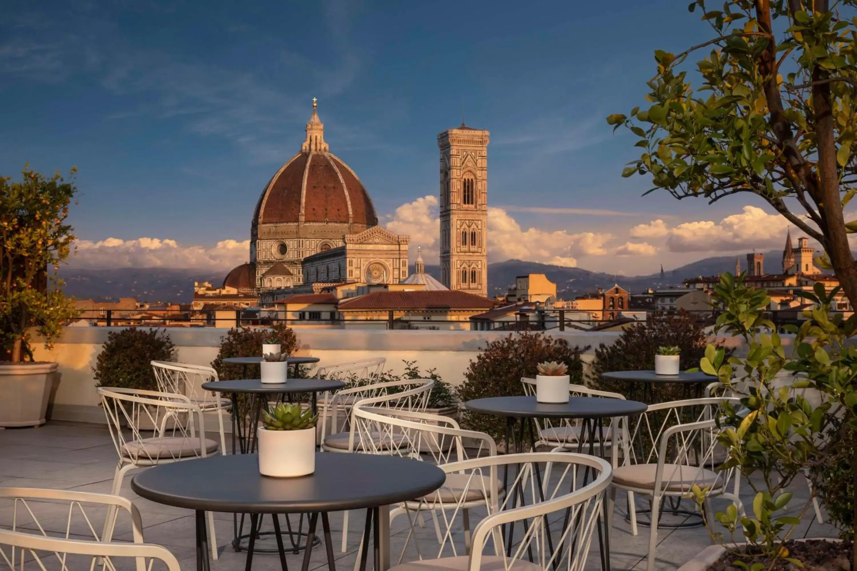 Property building in Tivoli Palazzo Gaddi Firenze Hotel Property building in Tivoli Palazzo Gaddi Firenze Hotel