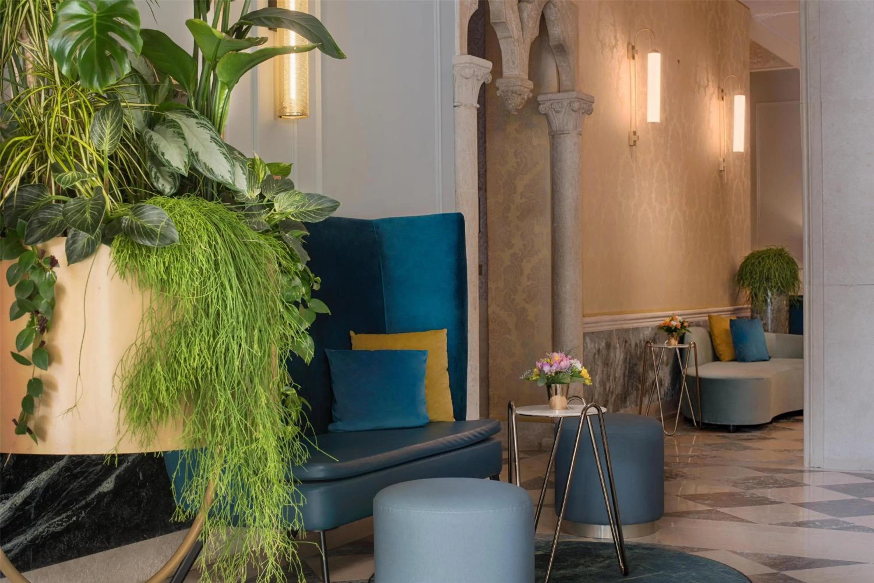 Lobby or reception in NH Venezia Santa Lucia