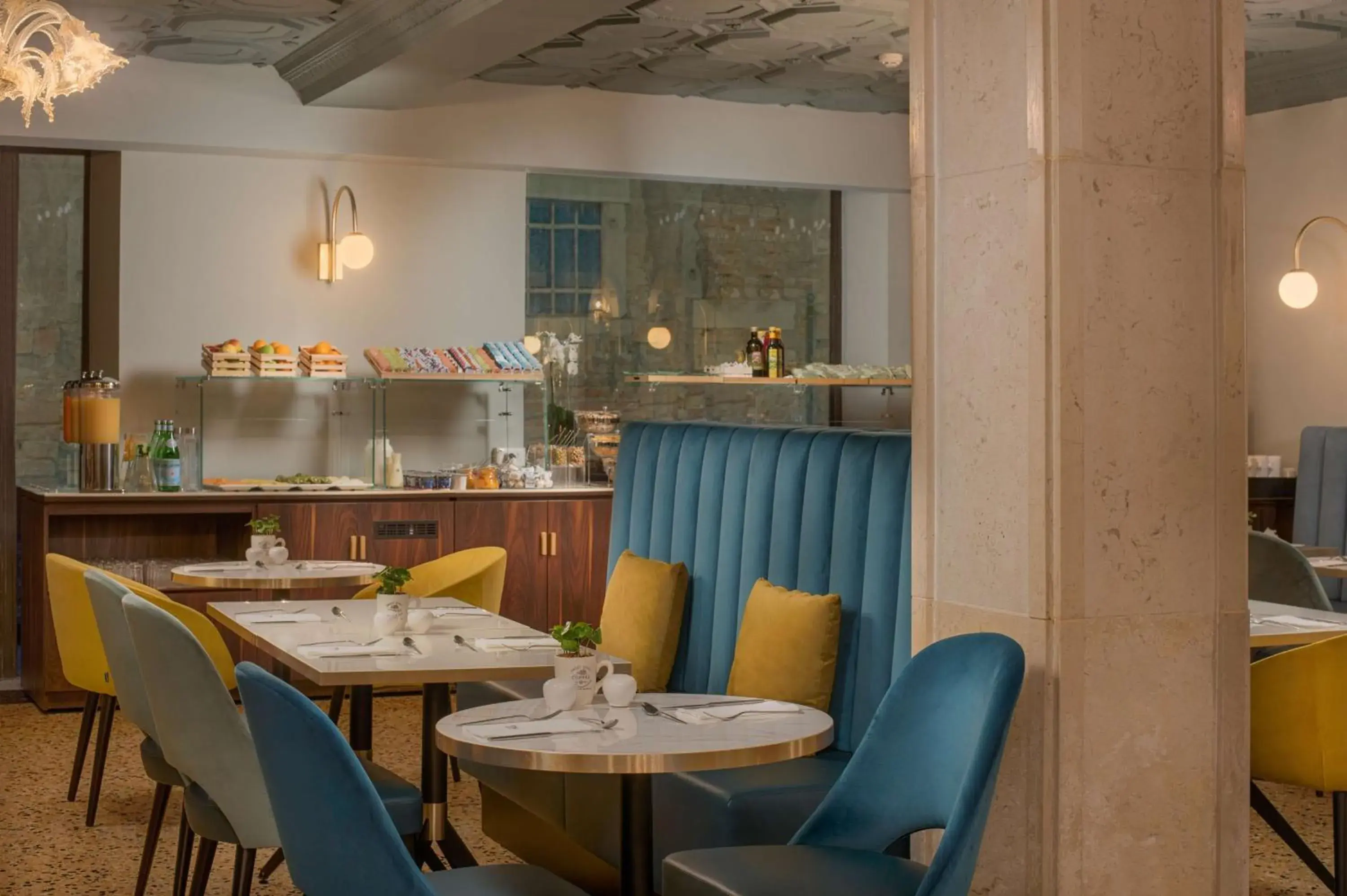 Breakfast in NH Venezia Santa Lucia Breakfast in NH Venezia Santa Lucia