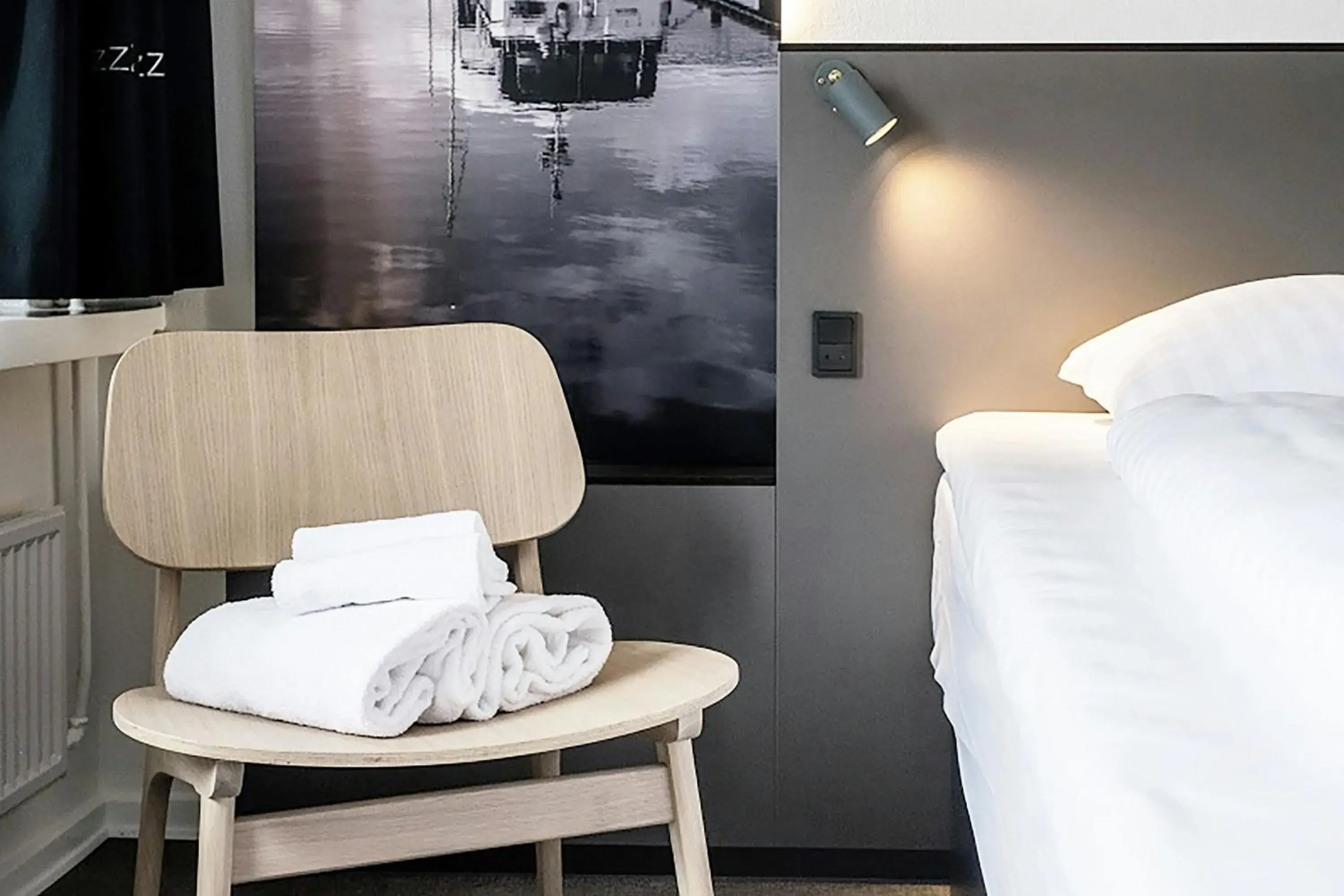 Photo of the whole room, Bed in Four Points Flex by Sheraton Ishoj Photo of the whole room, Bed in Four Points Flex by Sheraton Ishoj