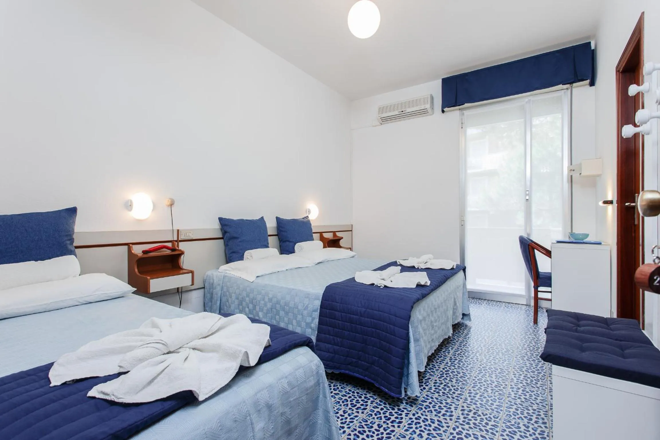 Bedroom, Bed in Hotel San Pietro