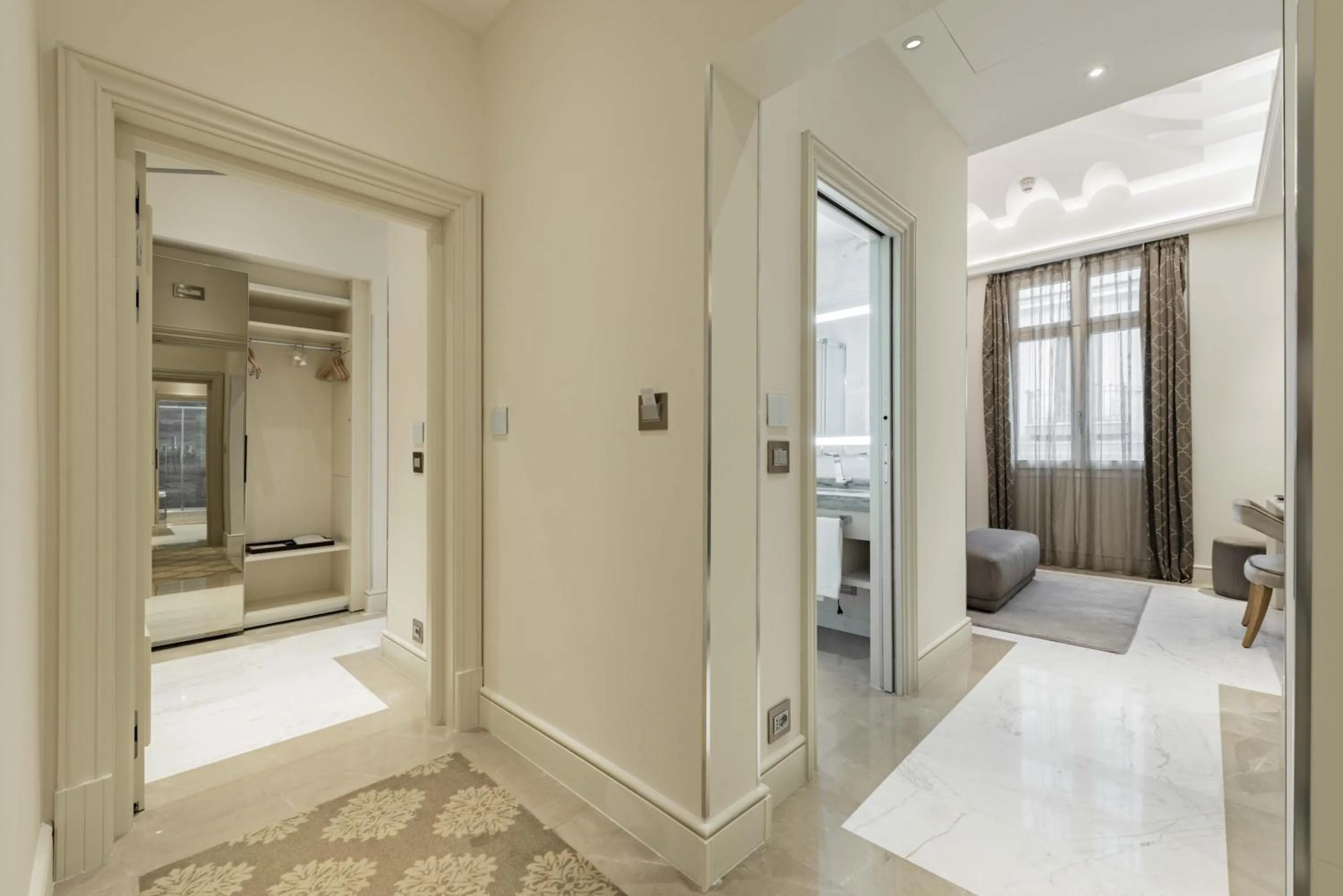 Aleph Rome Hotel, Curio Collection By Hilton