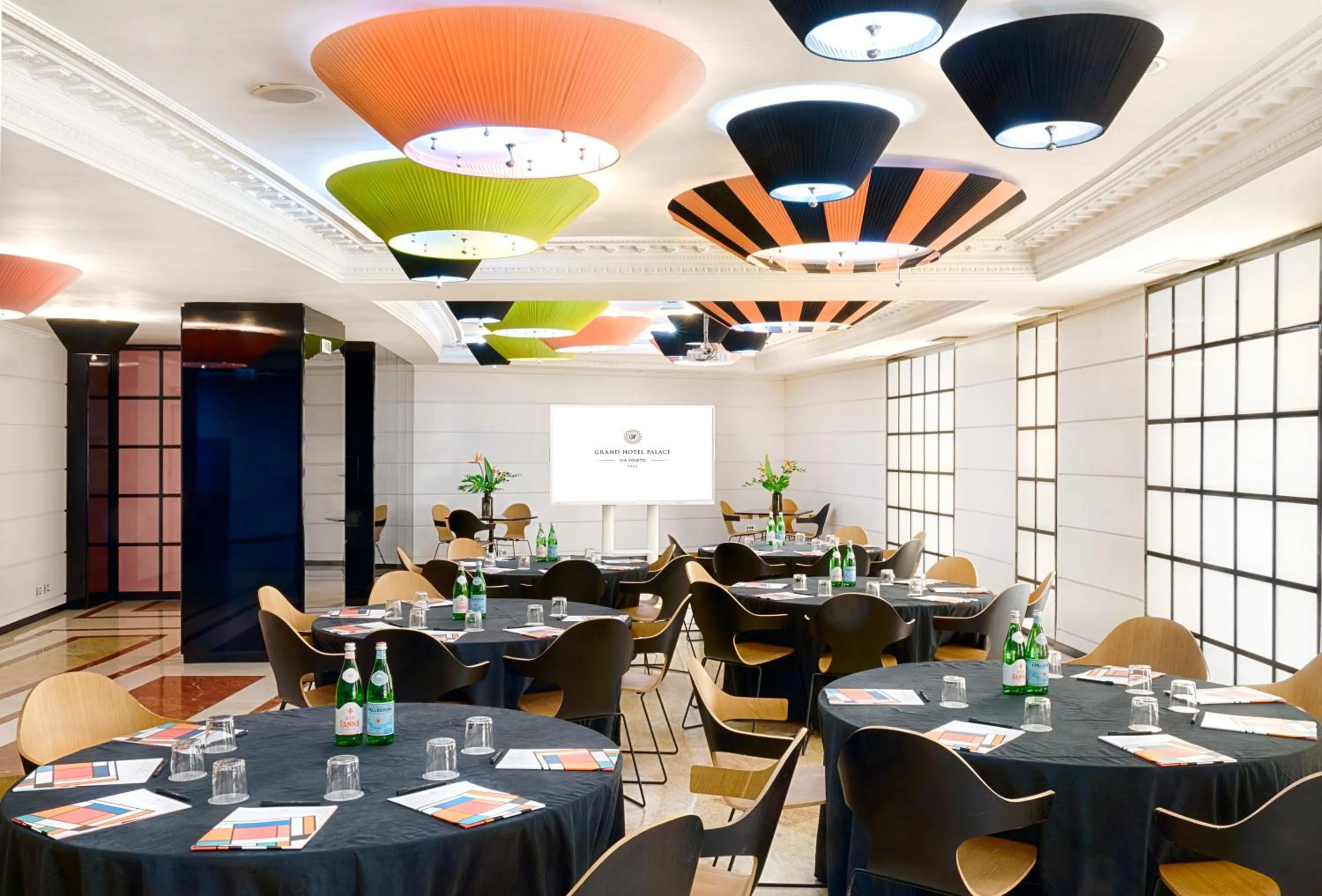 Business facilities in Grand Hotel Palace Rome