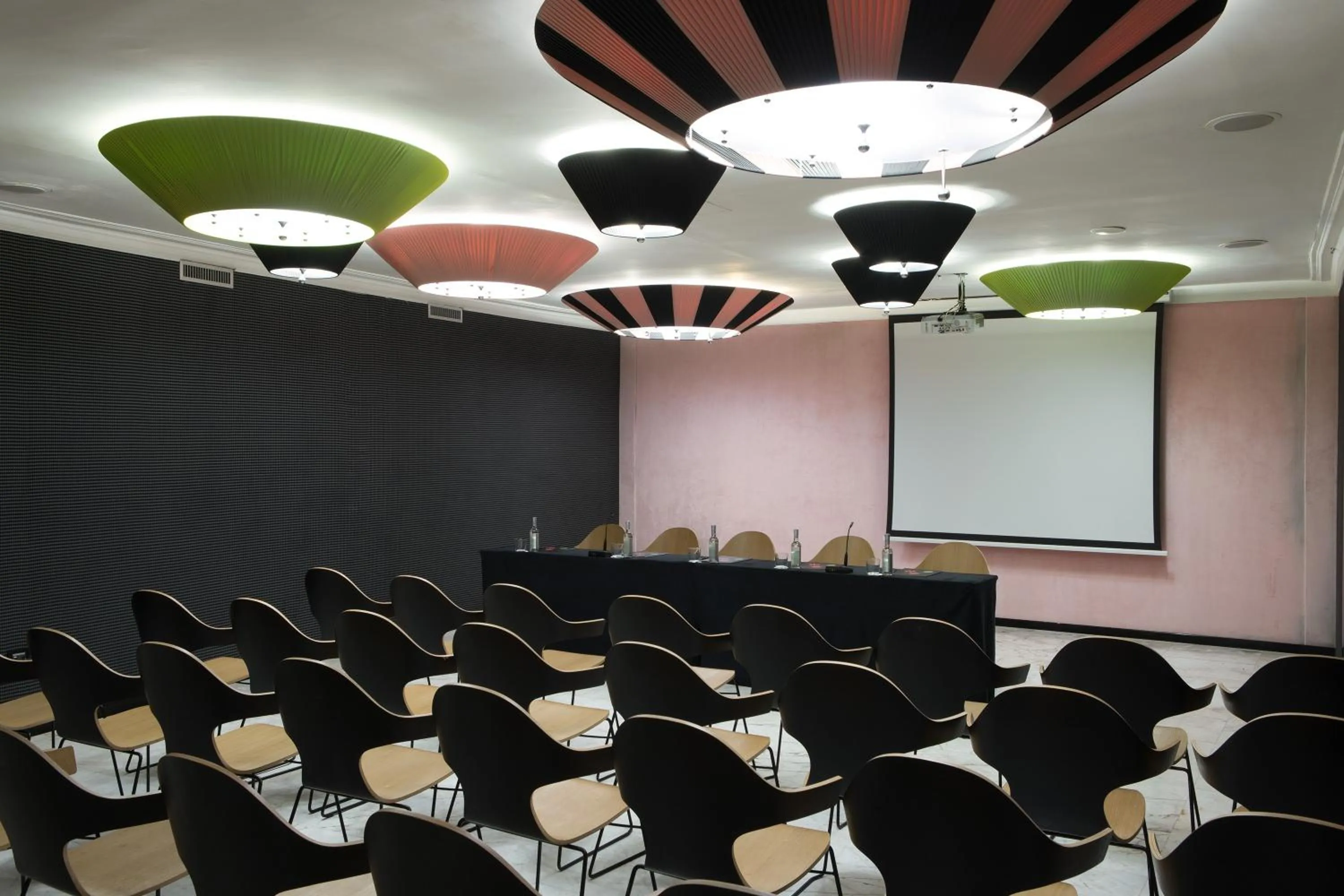 Business facilities in Grand Hotel Palace Rome