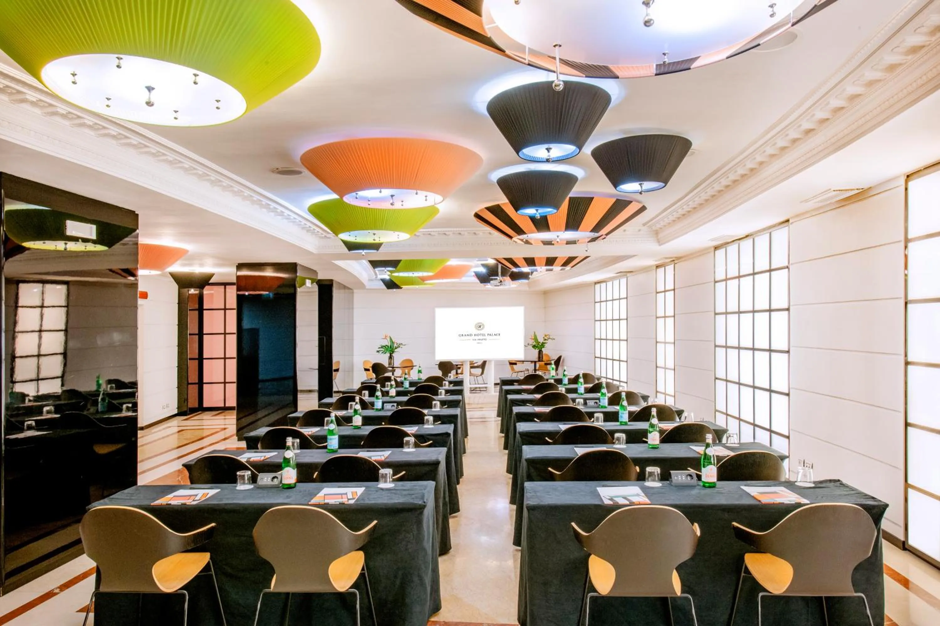 Business facilities in Grand Hotel Palace Rome