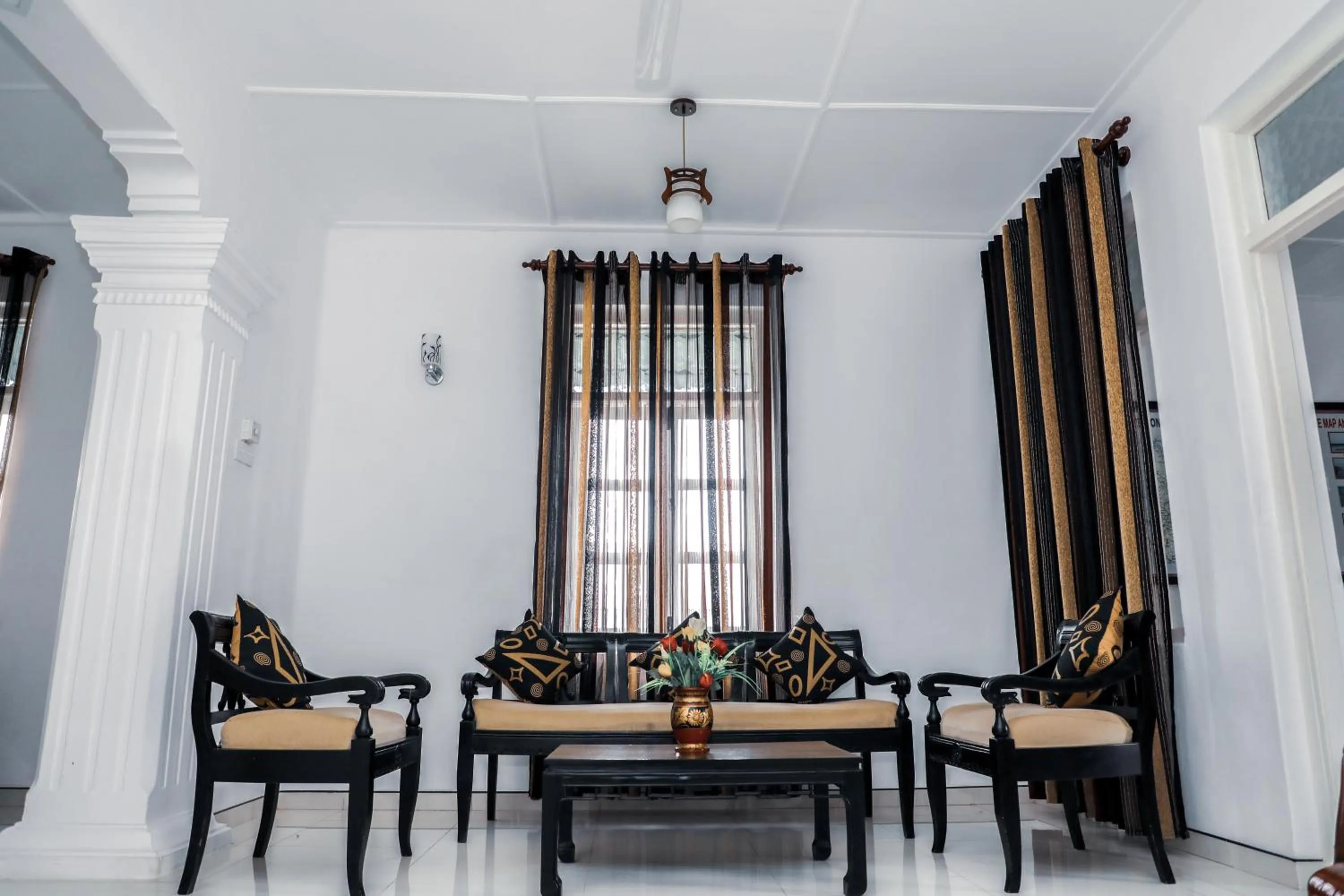 Living room in Bon Voyaage Tourist Inn