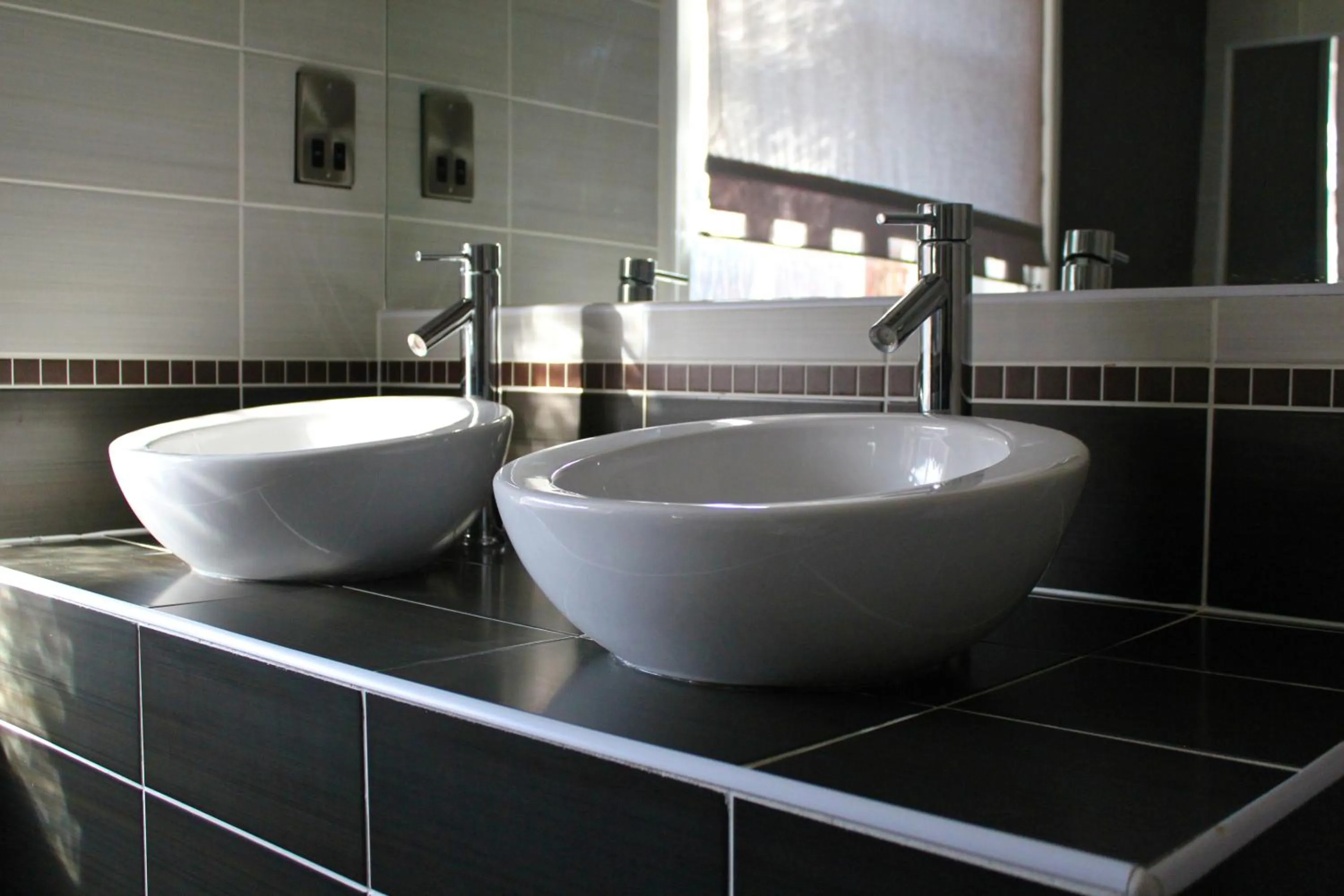 Bathroom in Derby Midland Hotel, BW Signature Collection
