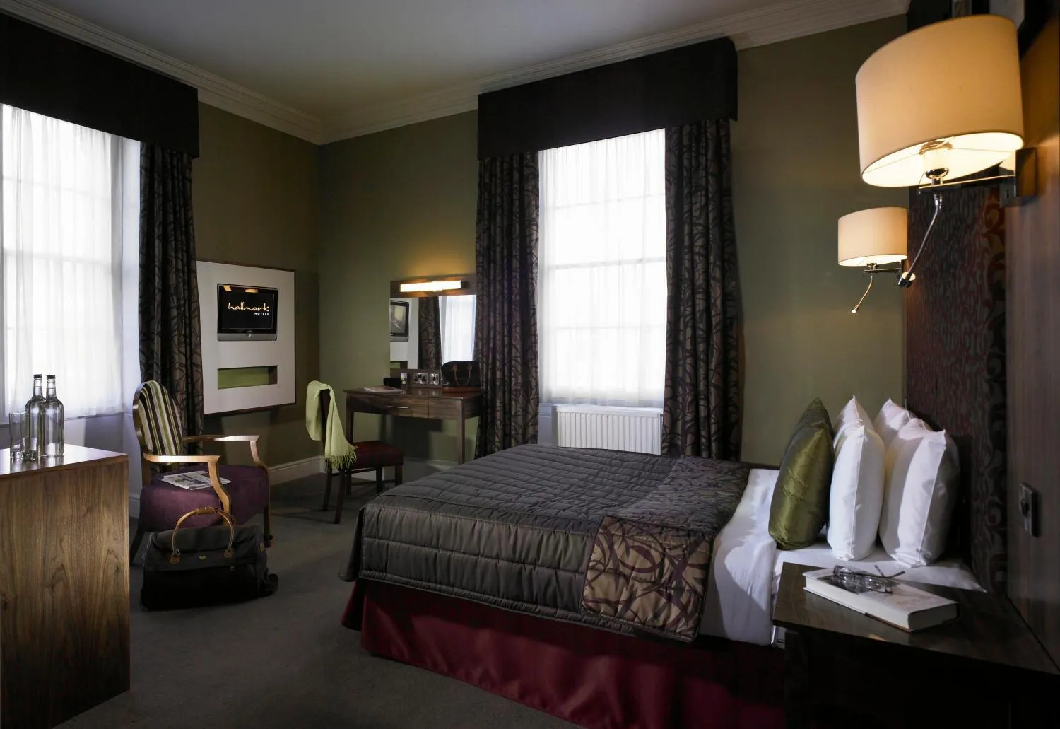 Bed in Derby Midland Hotel, BW Signature Collection