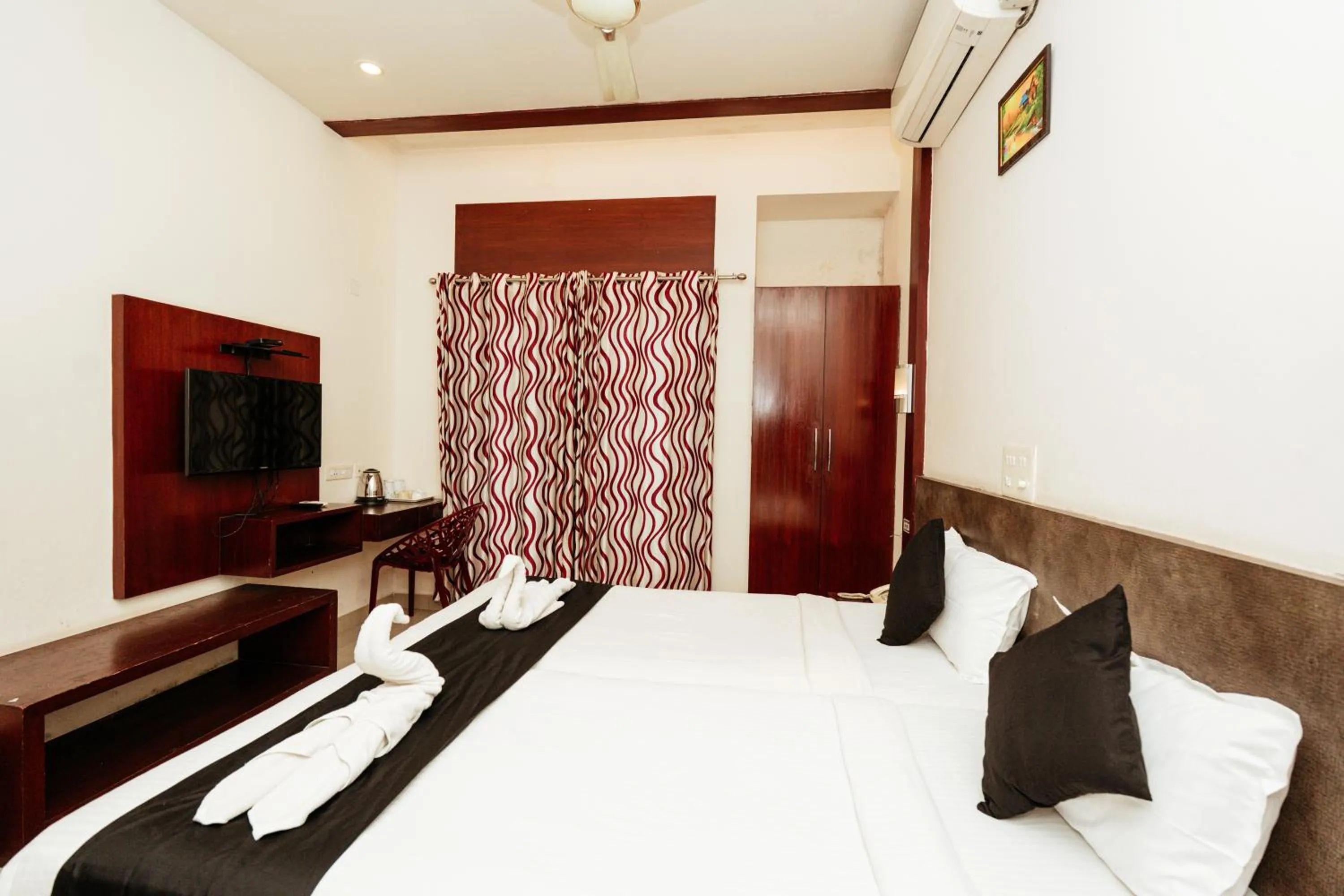 Bed in Falnir Palace