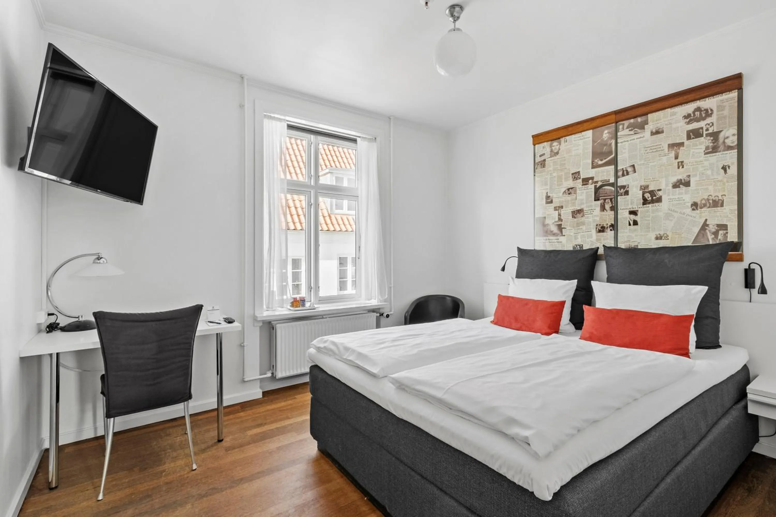 Bedroom, Bed in Best Western ToRVEhallerne