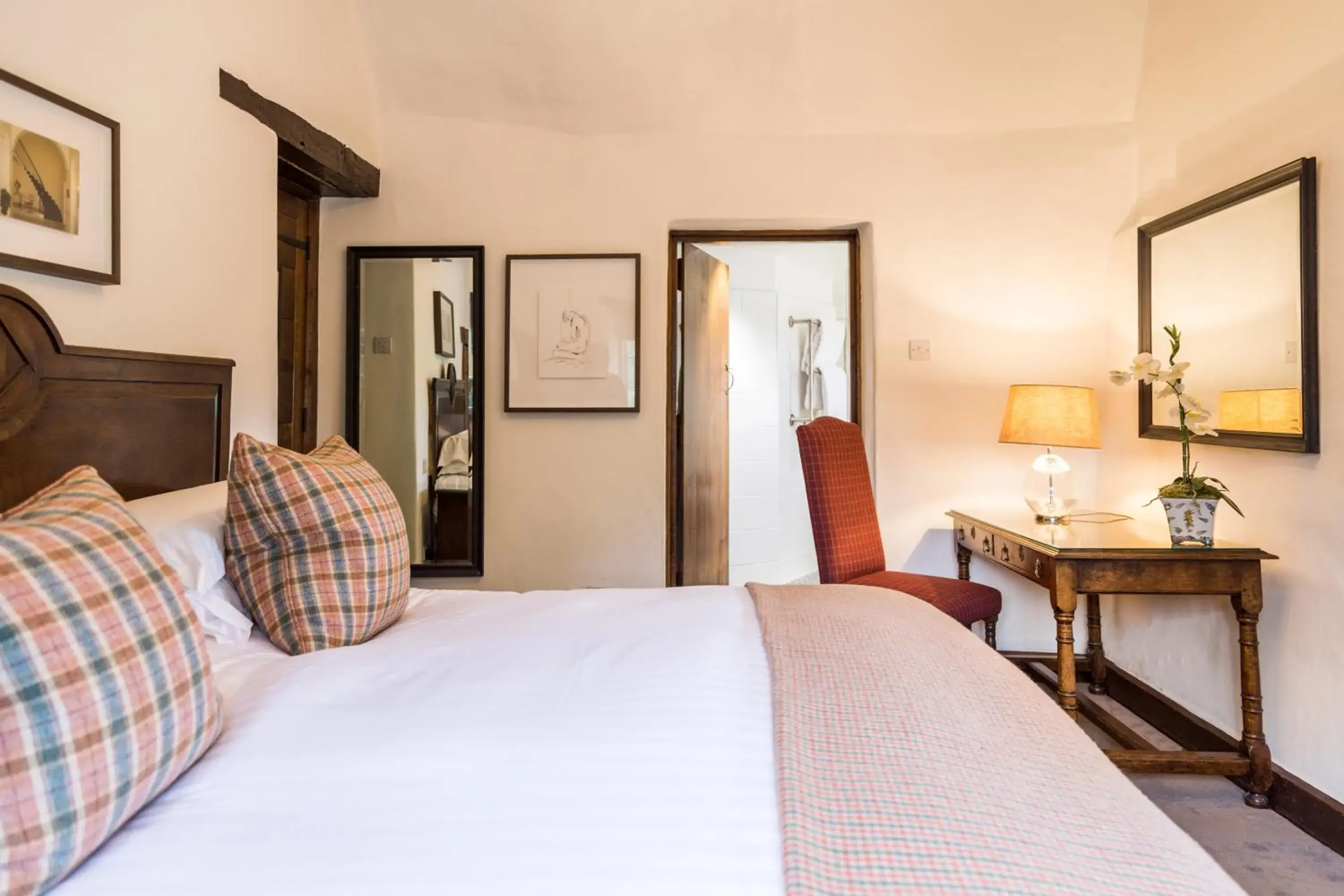 Classic Double Room in Old Swan Classic Double Room in Old Swan