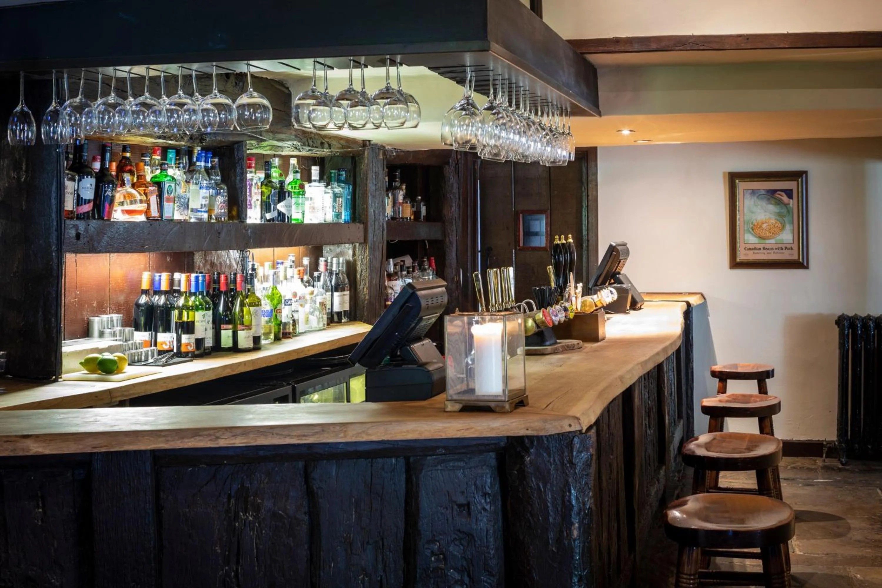 Lounge or bar in Old Swan