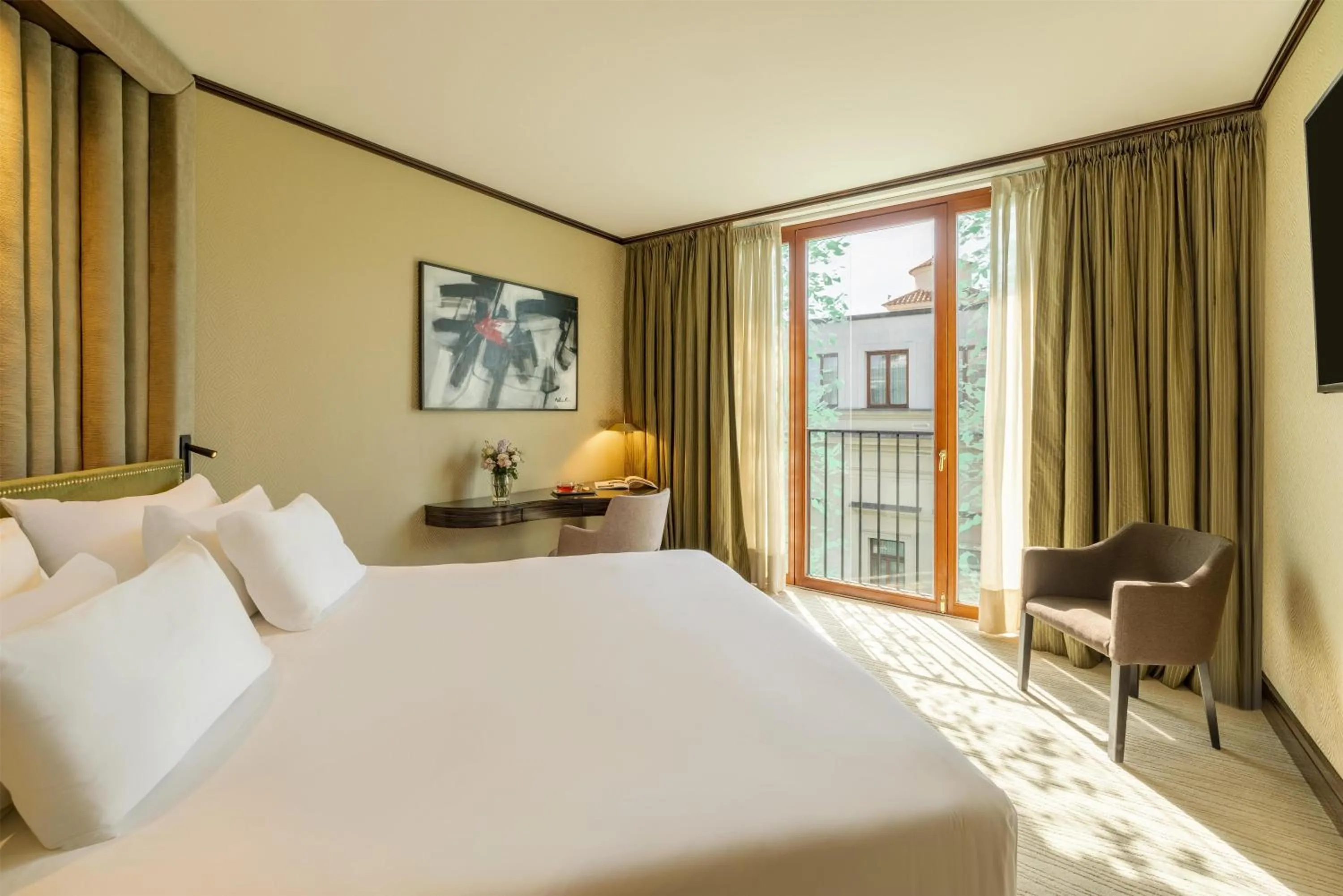 Bedroom, Bed in NH Collection Prague Carlo IV