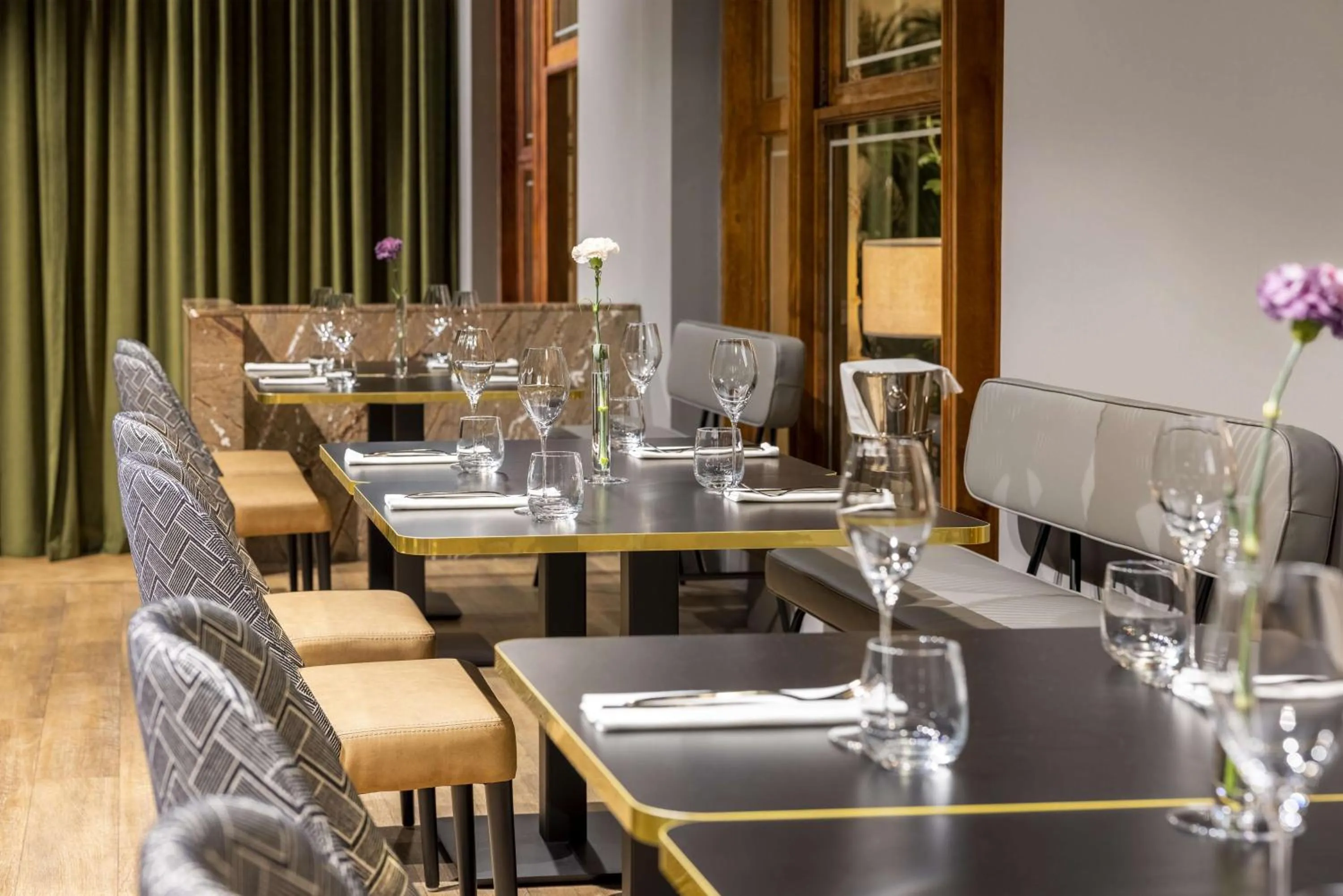 Restaurant/places to eat in NH Collection Prague Carlo IV