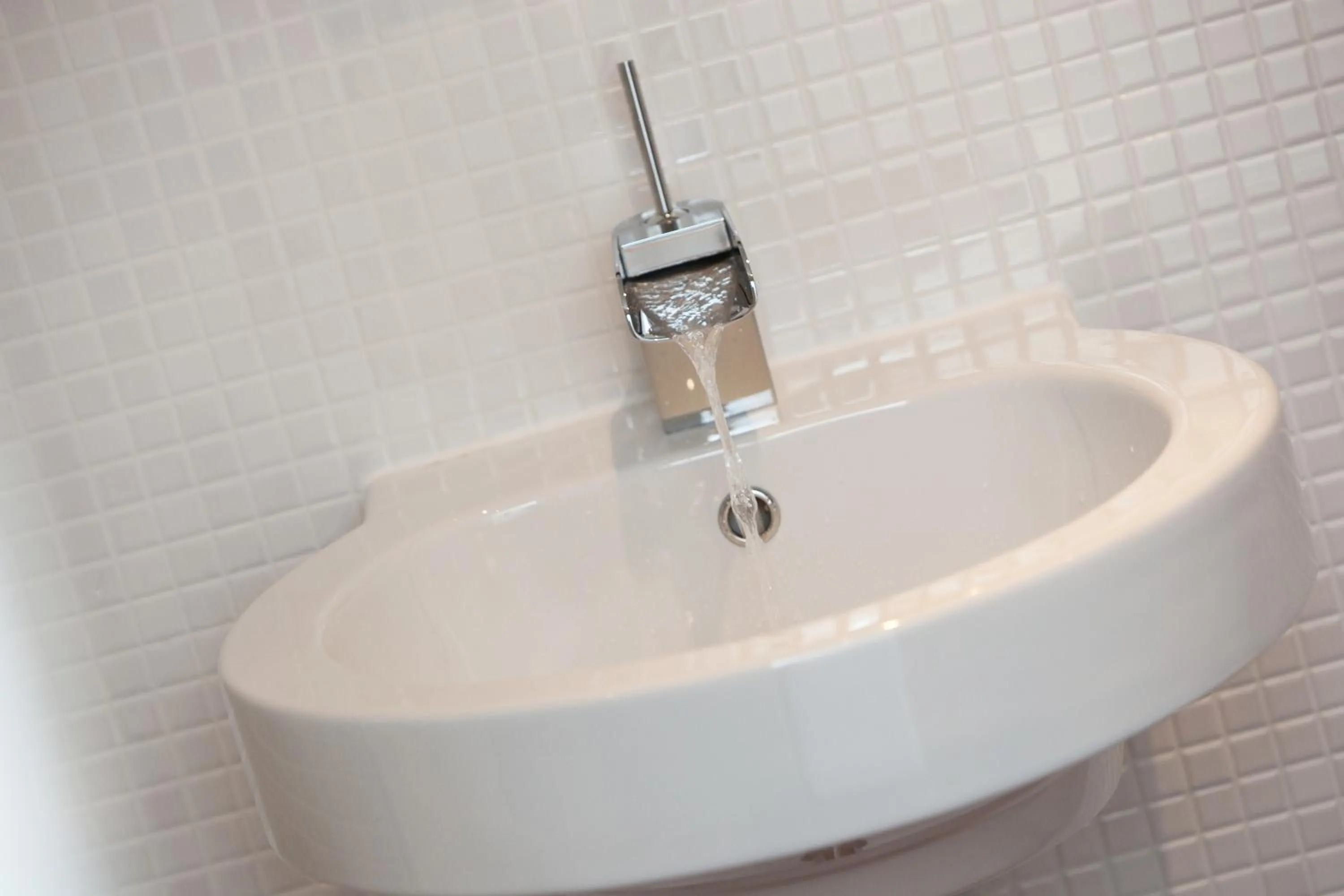 Bathroom in The Spires Serviced Apartments Glasgow