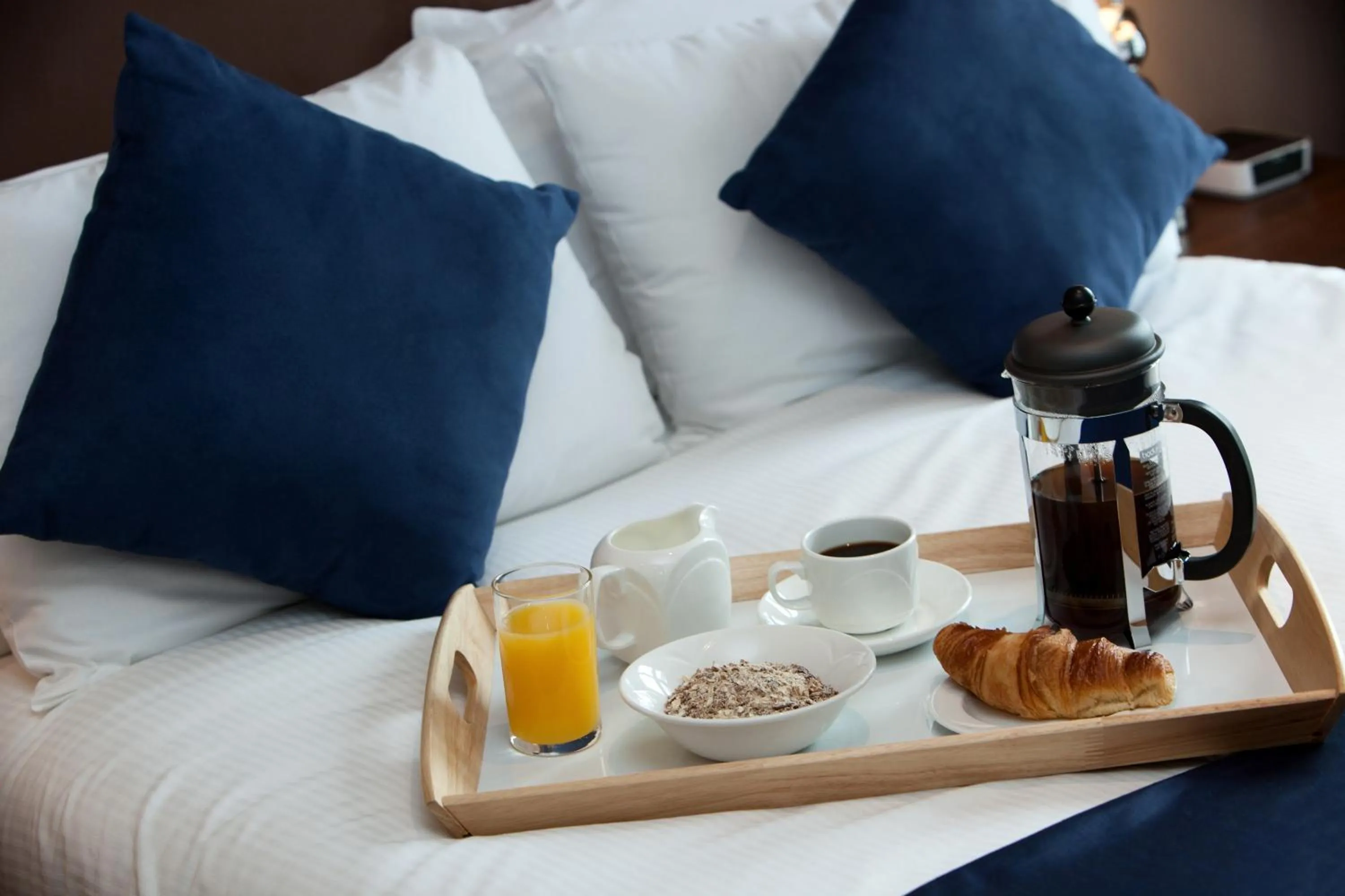 Bed in The Spires Serviced Apartments Glasgow