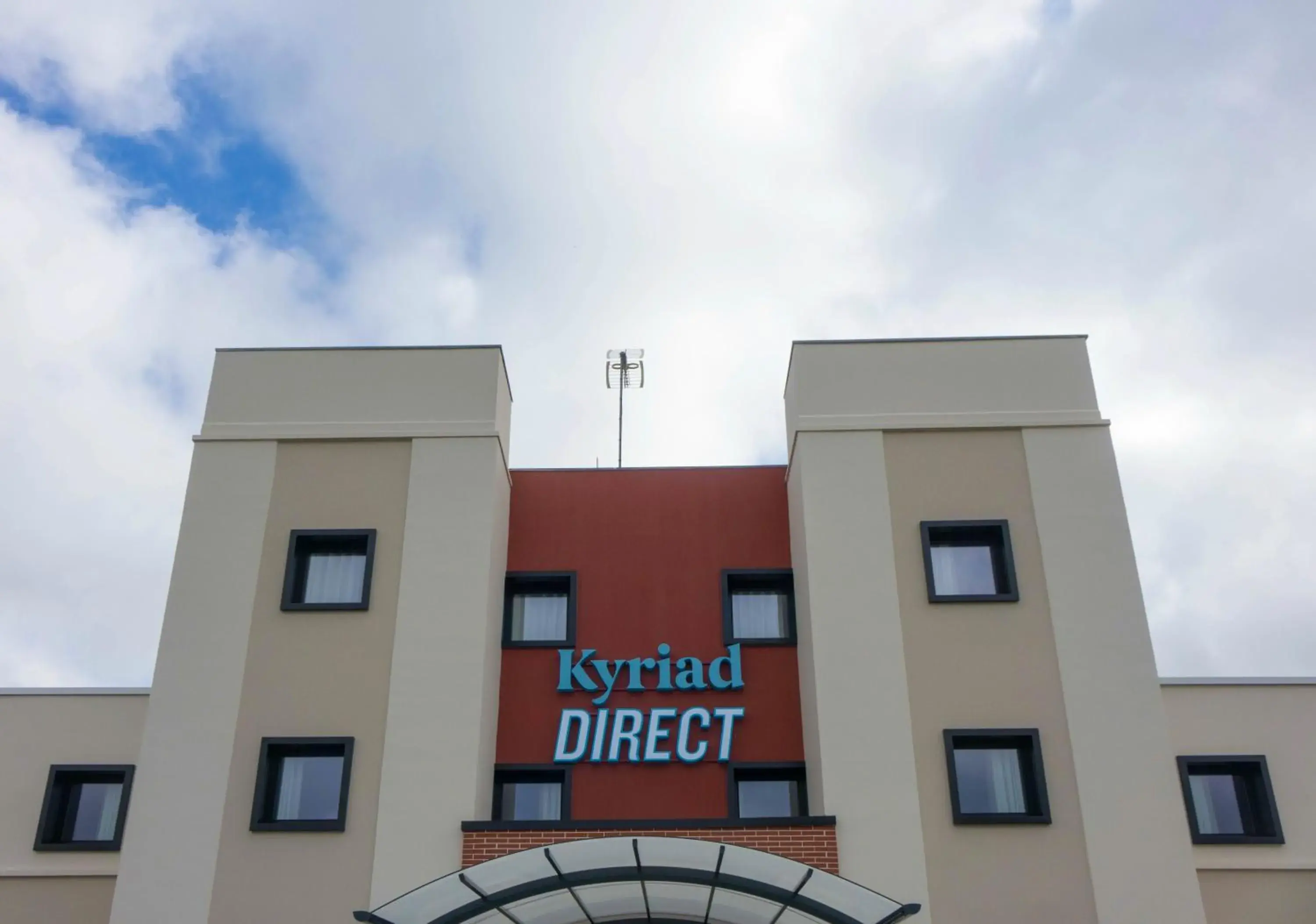 Property building in KYRIAD DIRECT ORLEANS NORD - Cap Saran Property building in KYRIAD DIRECT ORLEANS NORD - Cap Saran