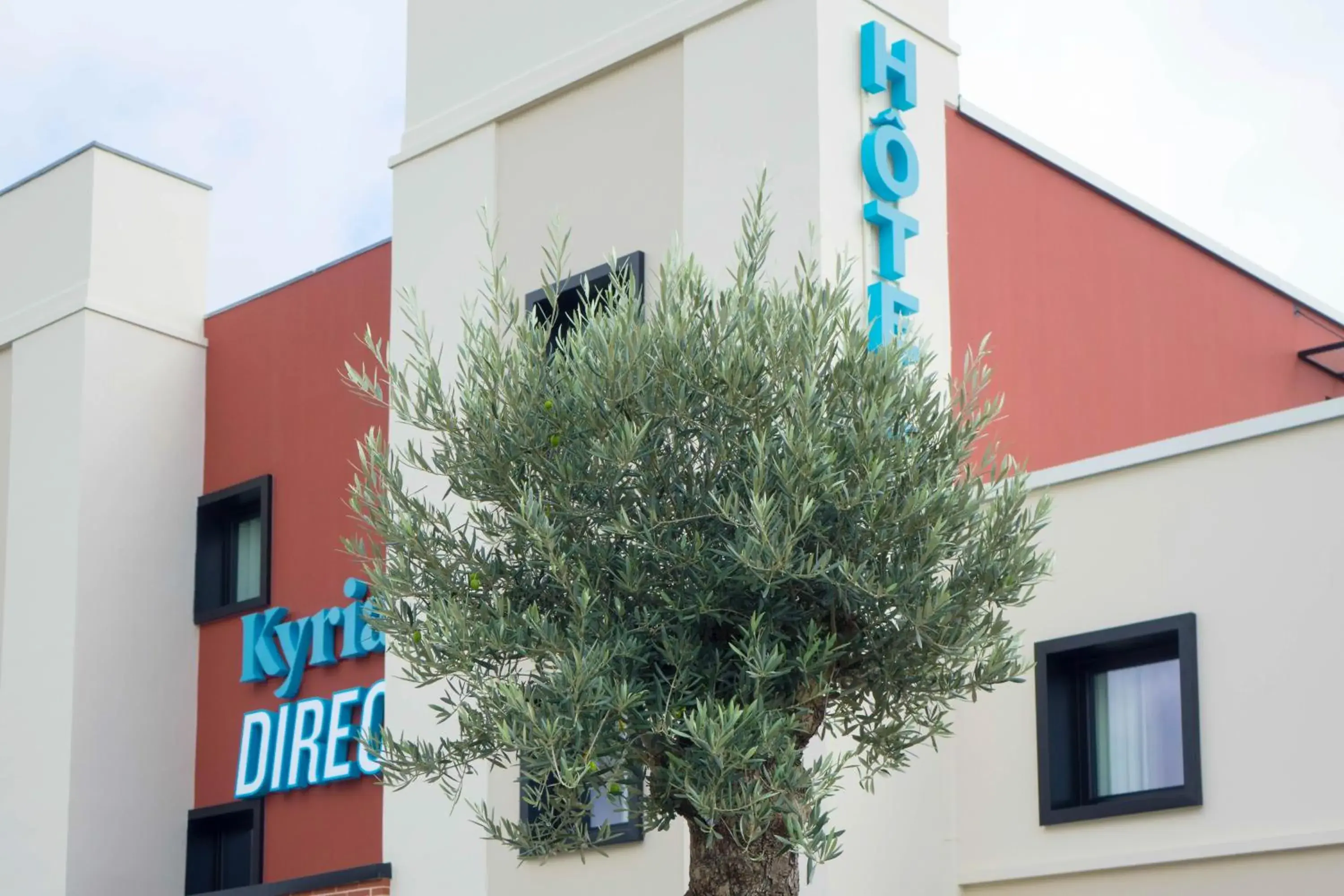 Property building in KYRIAD DIRECT ORLEANS NORD - Cap Saran Property building in KYRIAD DIRECT ORLEANS NORD - Cap Saran