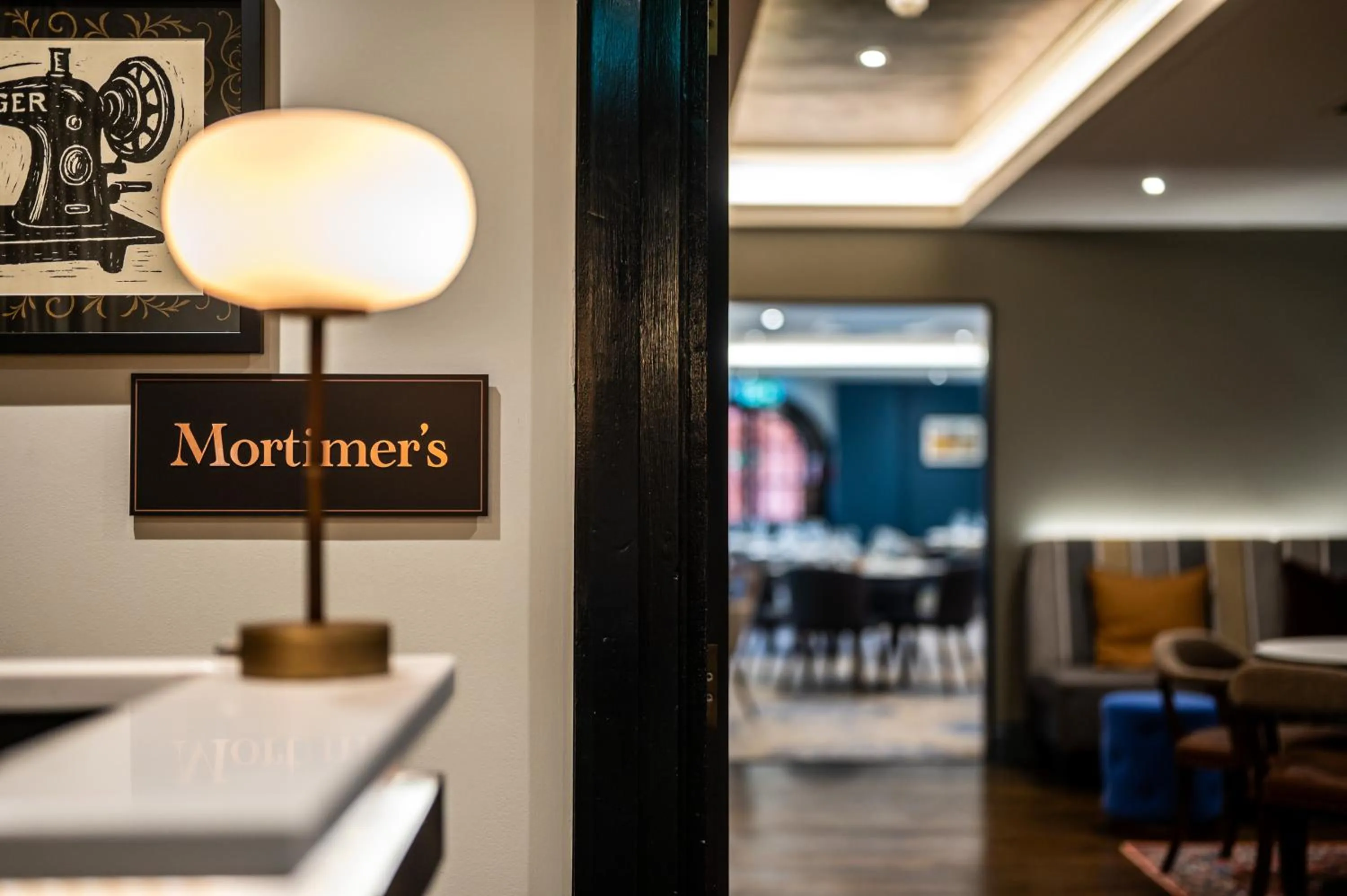 Restaurant/places to eat in Milton Hill House