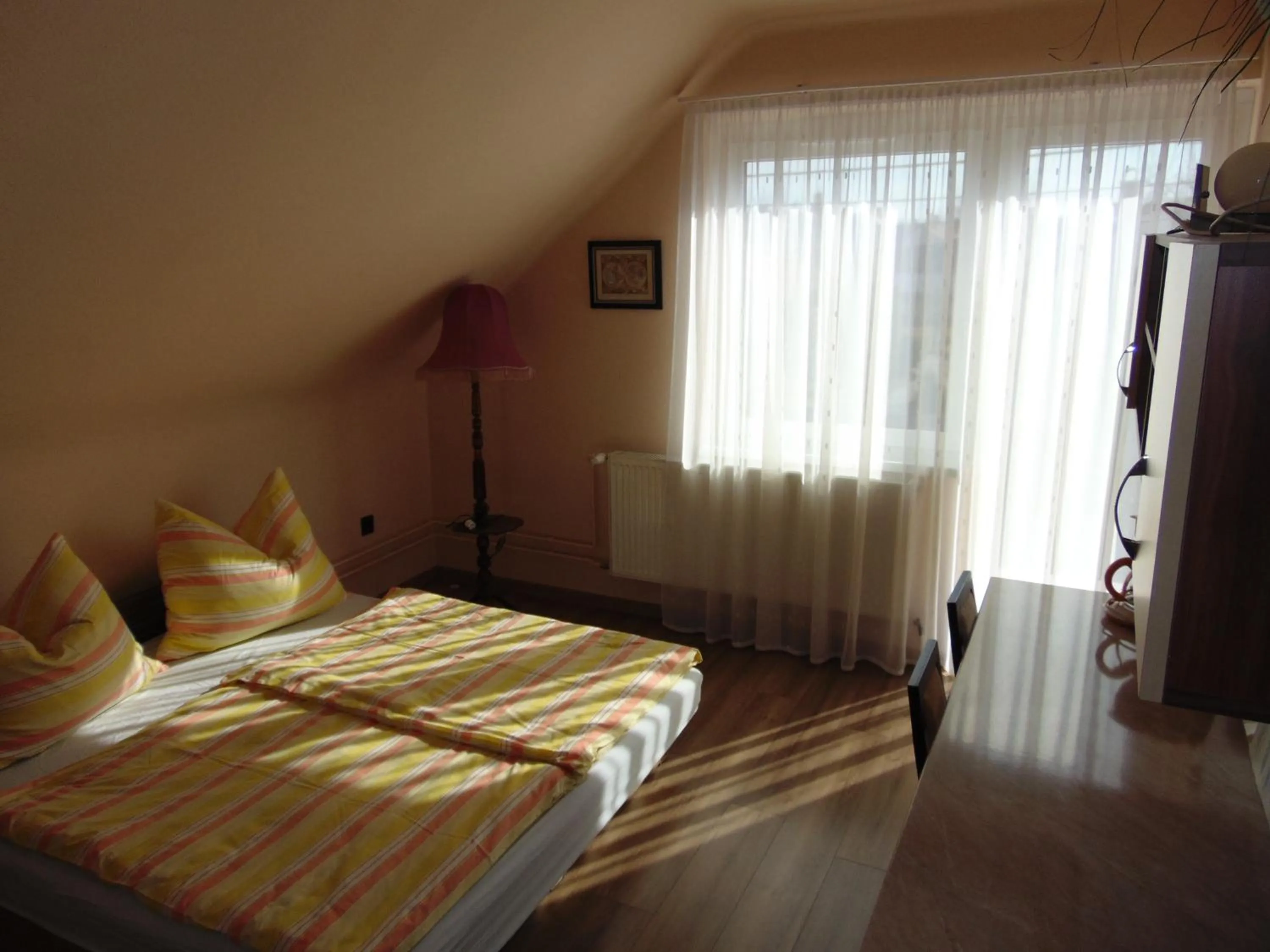 Photo of the whole room, Bed in Anna Báthory Apartmanház