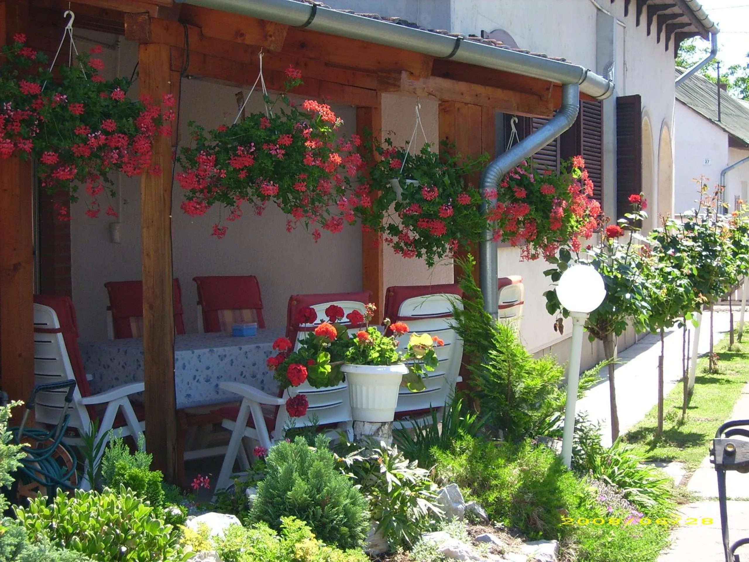 Garden view in Anna Báthory Apartmanház