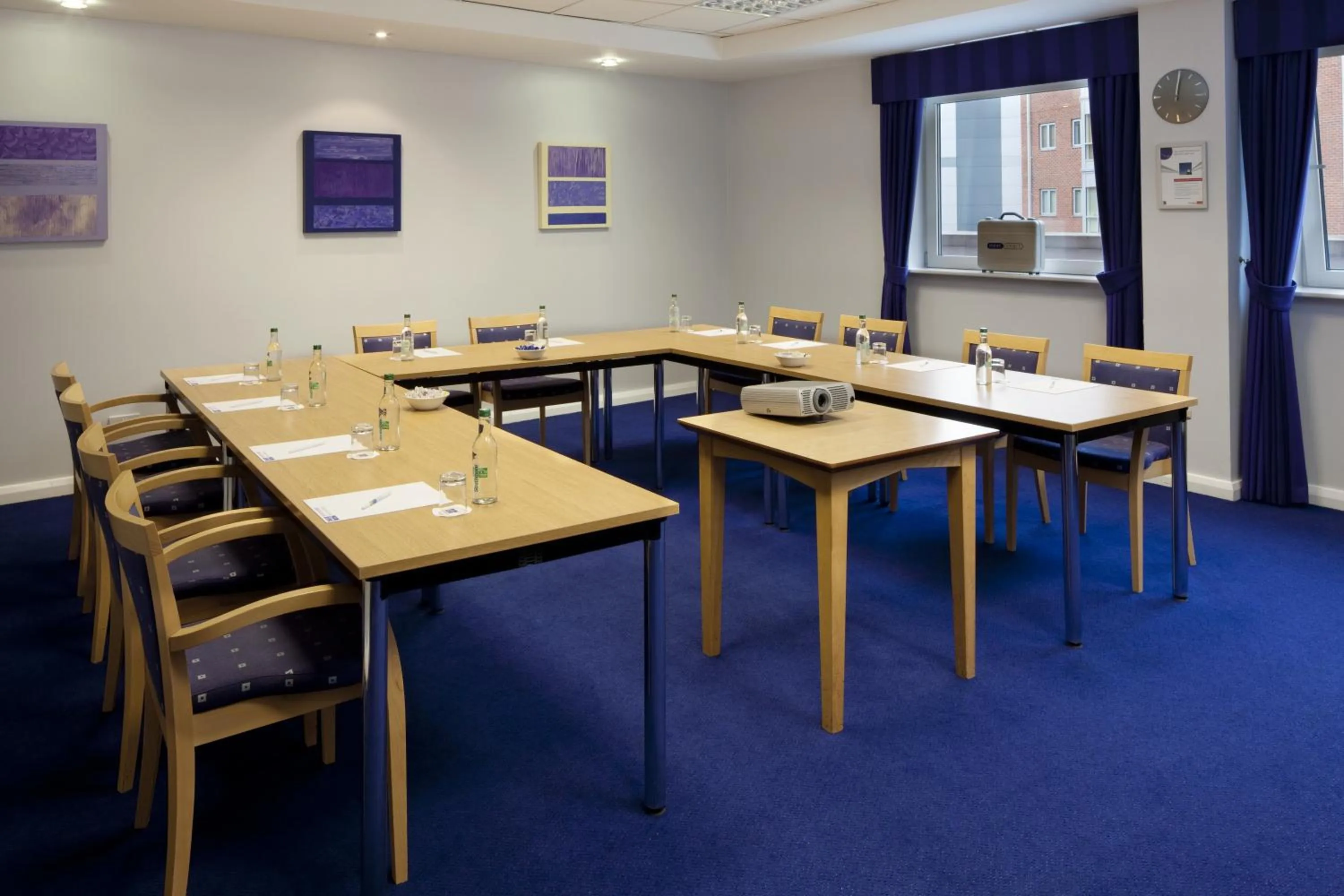 Meeting/conference room in Holiday Inn Express Portsmouth Gunwharf Quays by IHG