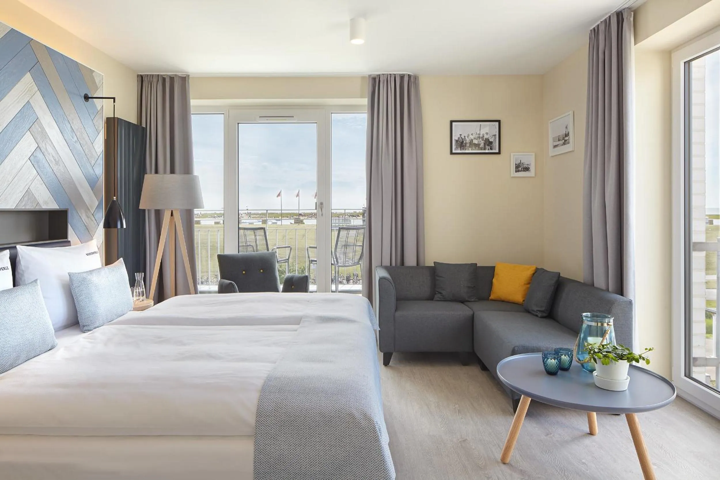 Seating area, Bed in Küstenperle Strandhotel & Spa