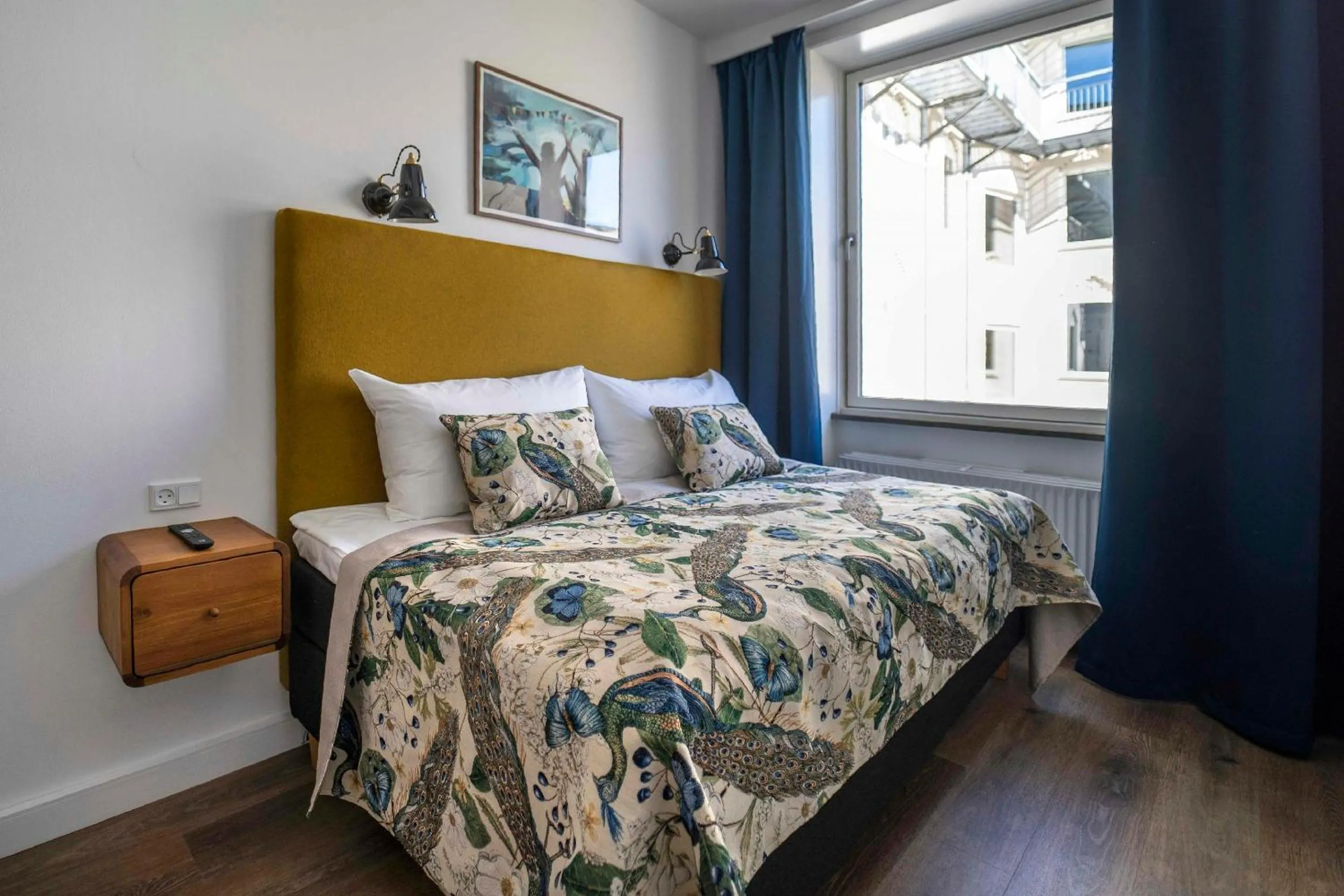 Photo of the whole room, Bed in Motel One Copenhagen