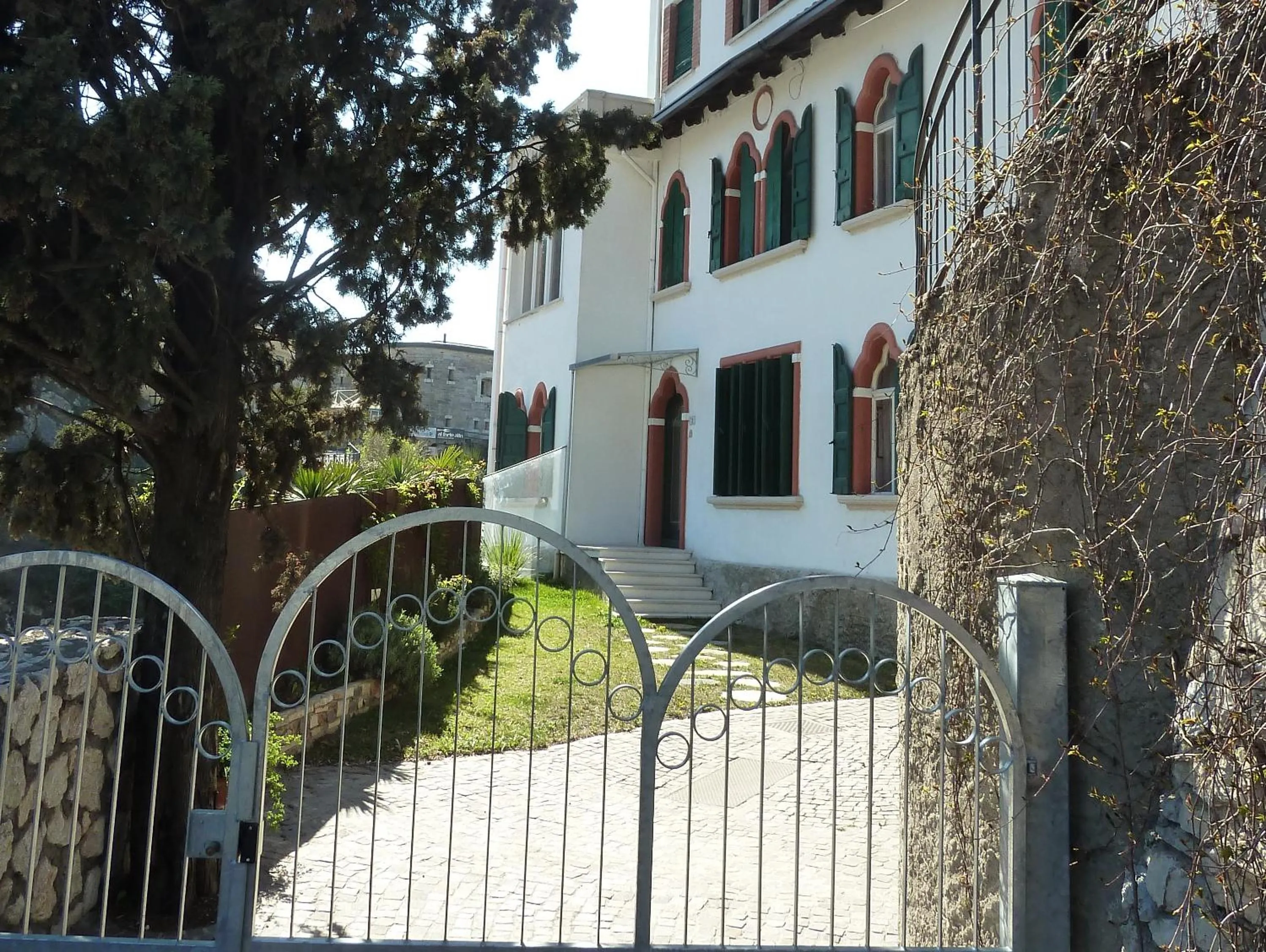Facade/entrance in Garden Belvedere B&B