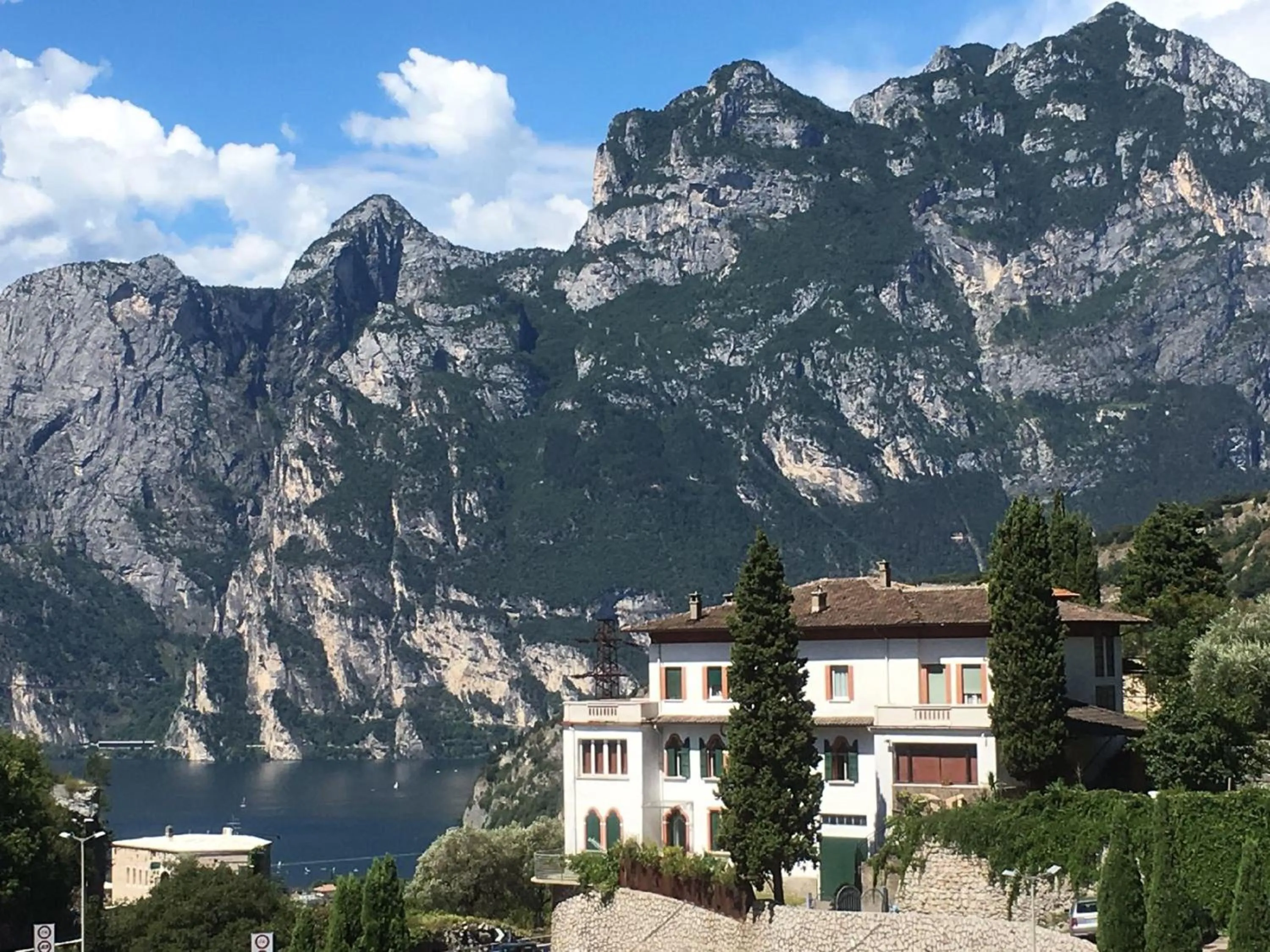 Facade/entrance in Garden Belvedere B&B