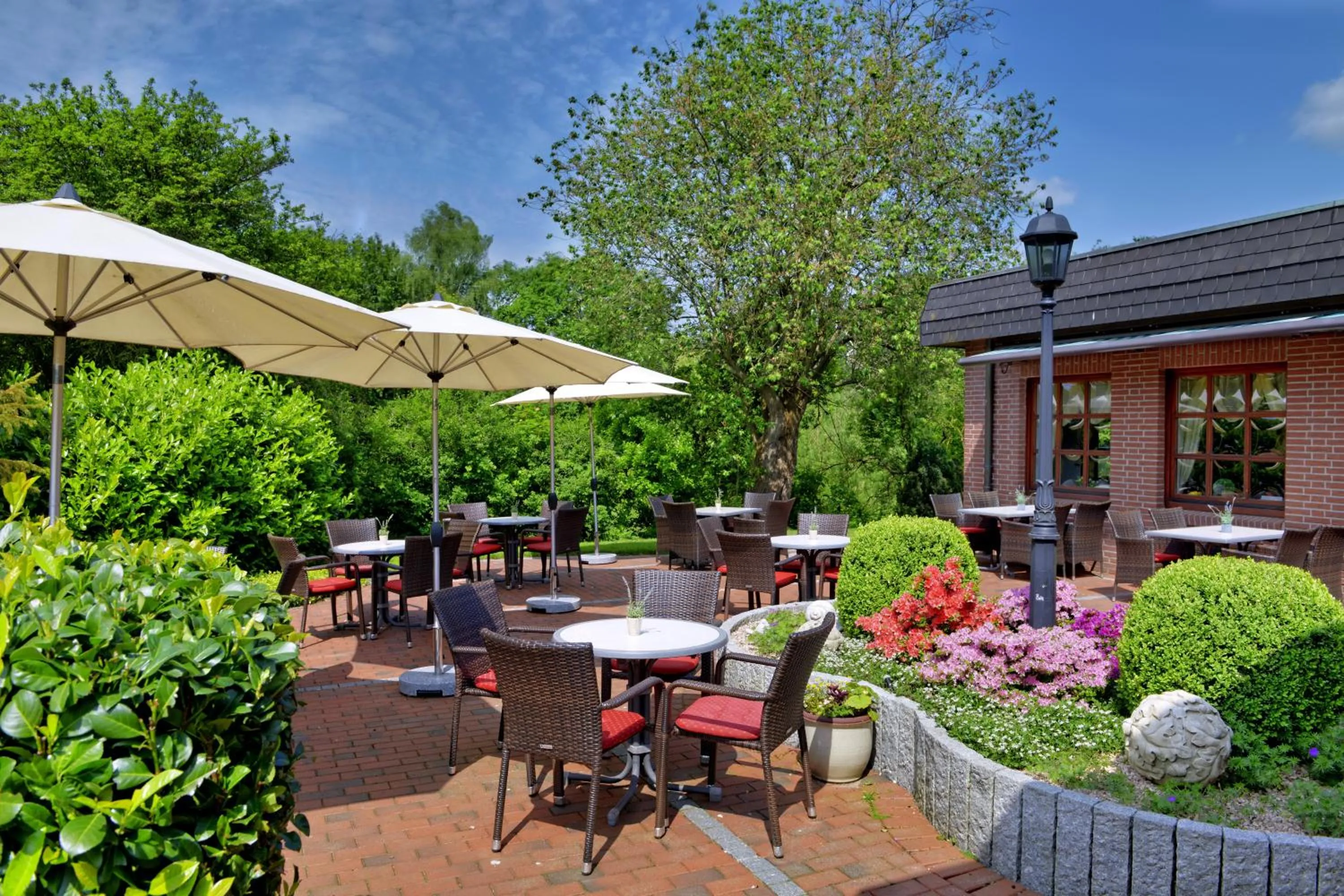 Restaurant/places to eat in Landhotel Zur Eiche