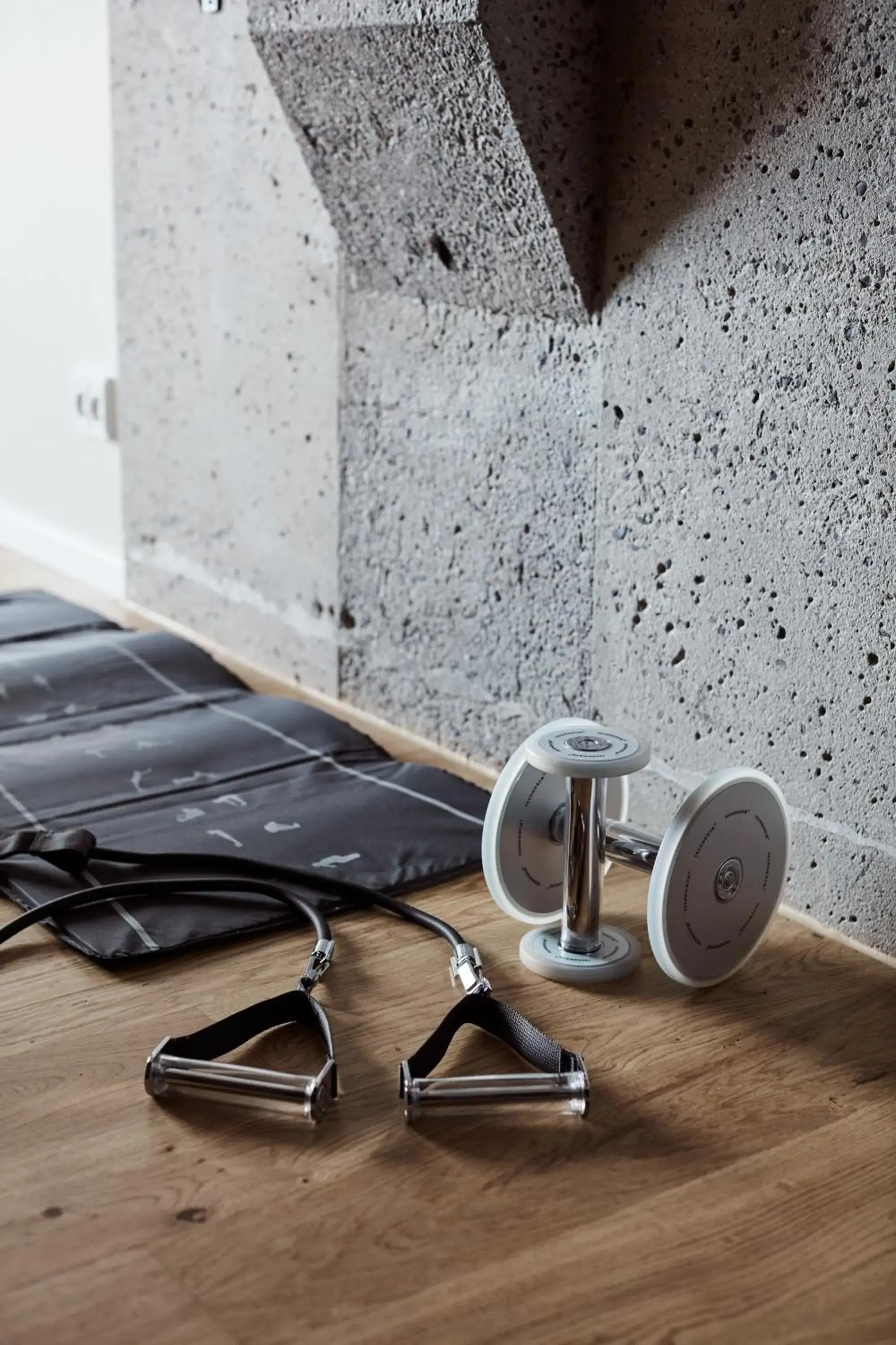 Fitness centre/facilities in Hotel SP34 Fitness centre/facilities in Hotel SP34