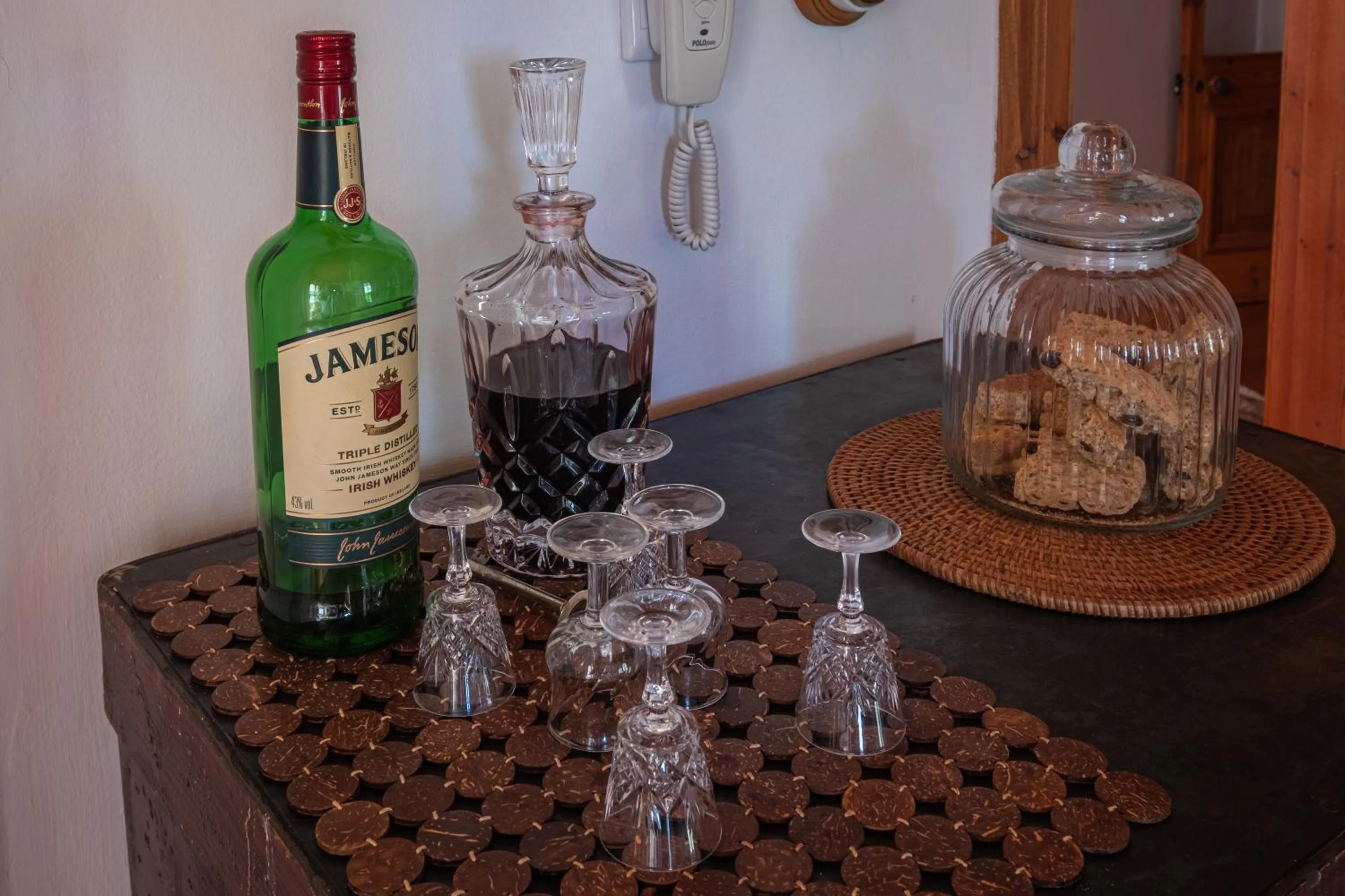 Lounge or bar in Merindol Manor