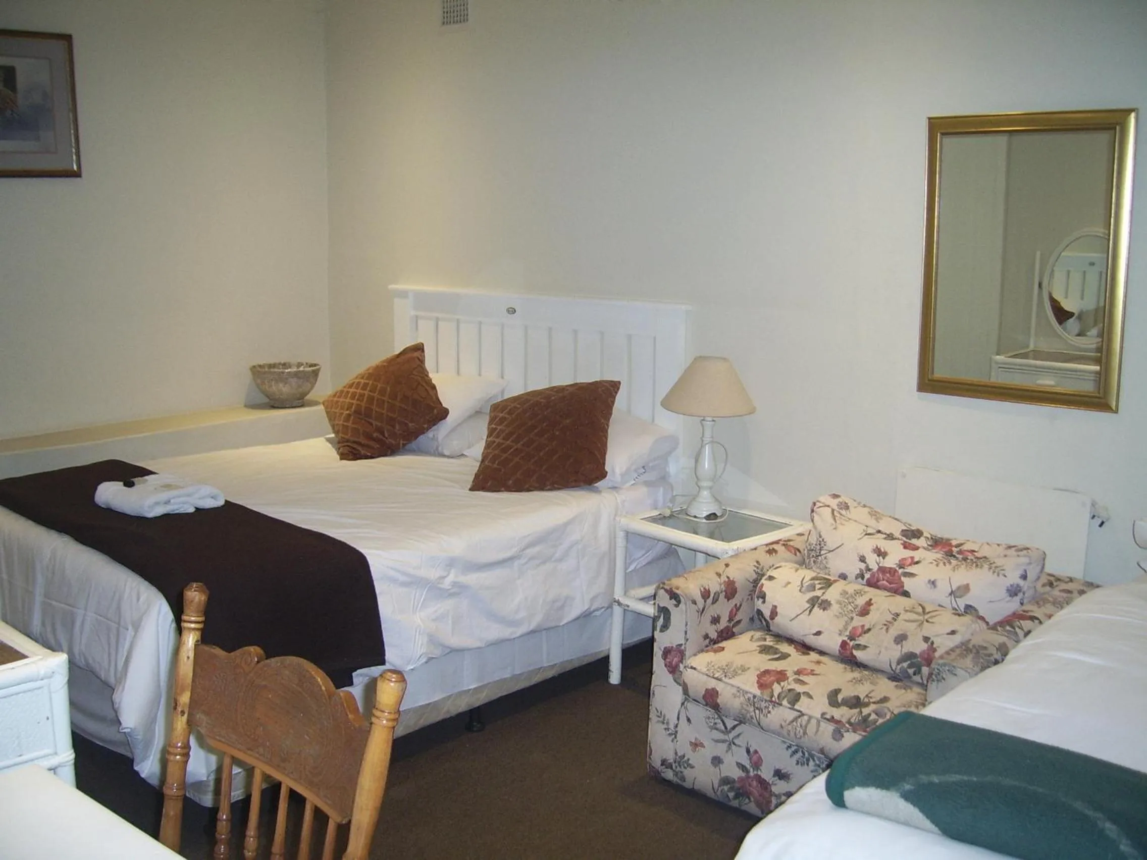 Bed in Nutmeg Guest House