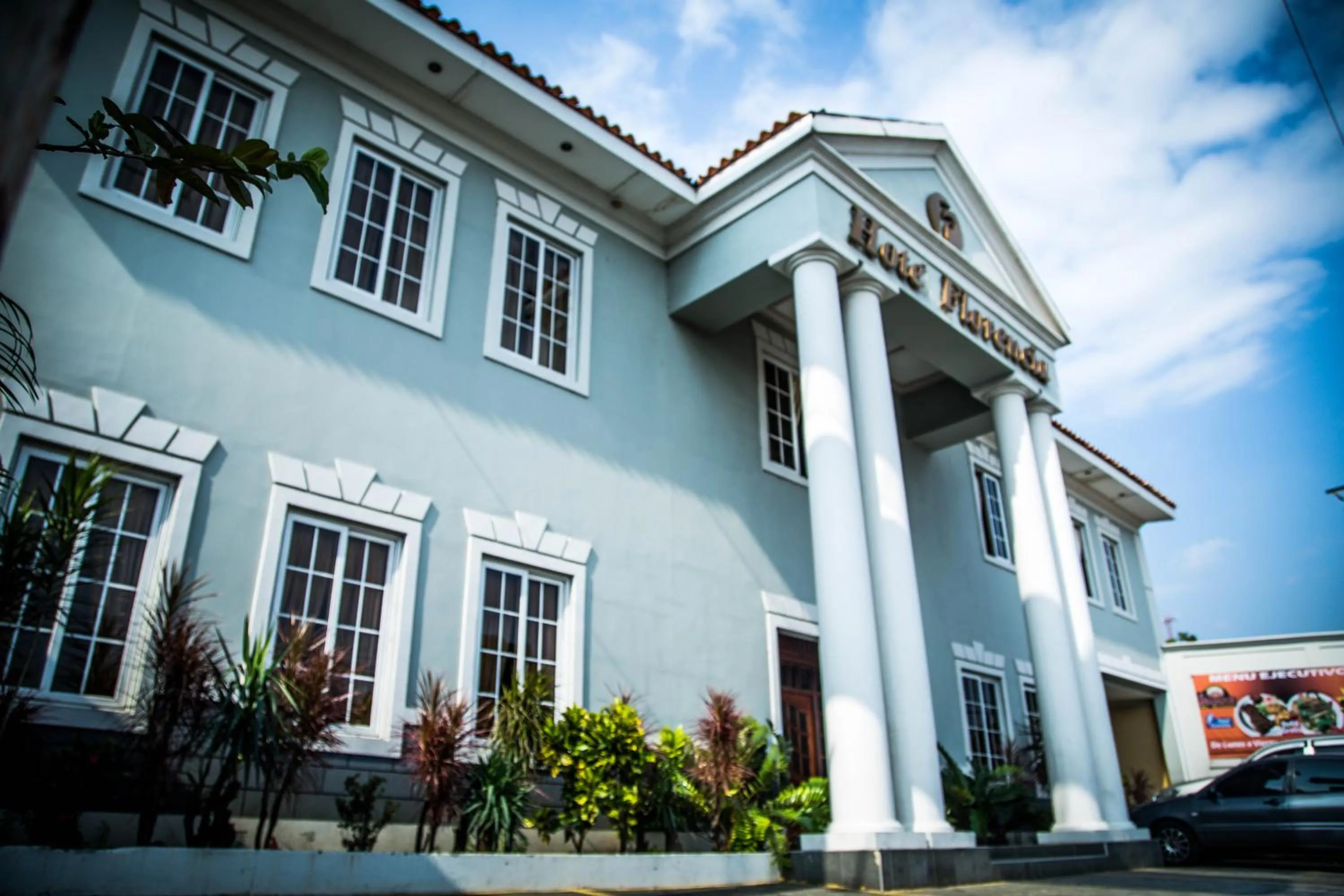 Property building in Hotel Florencia
