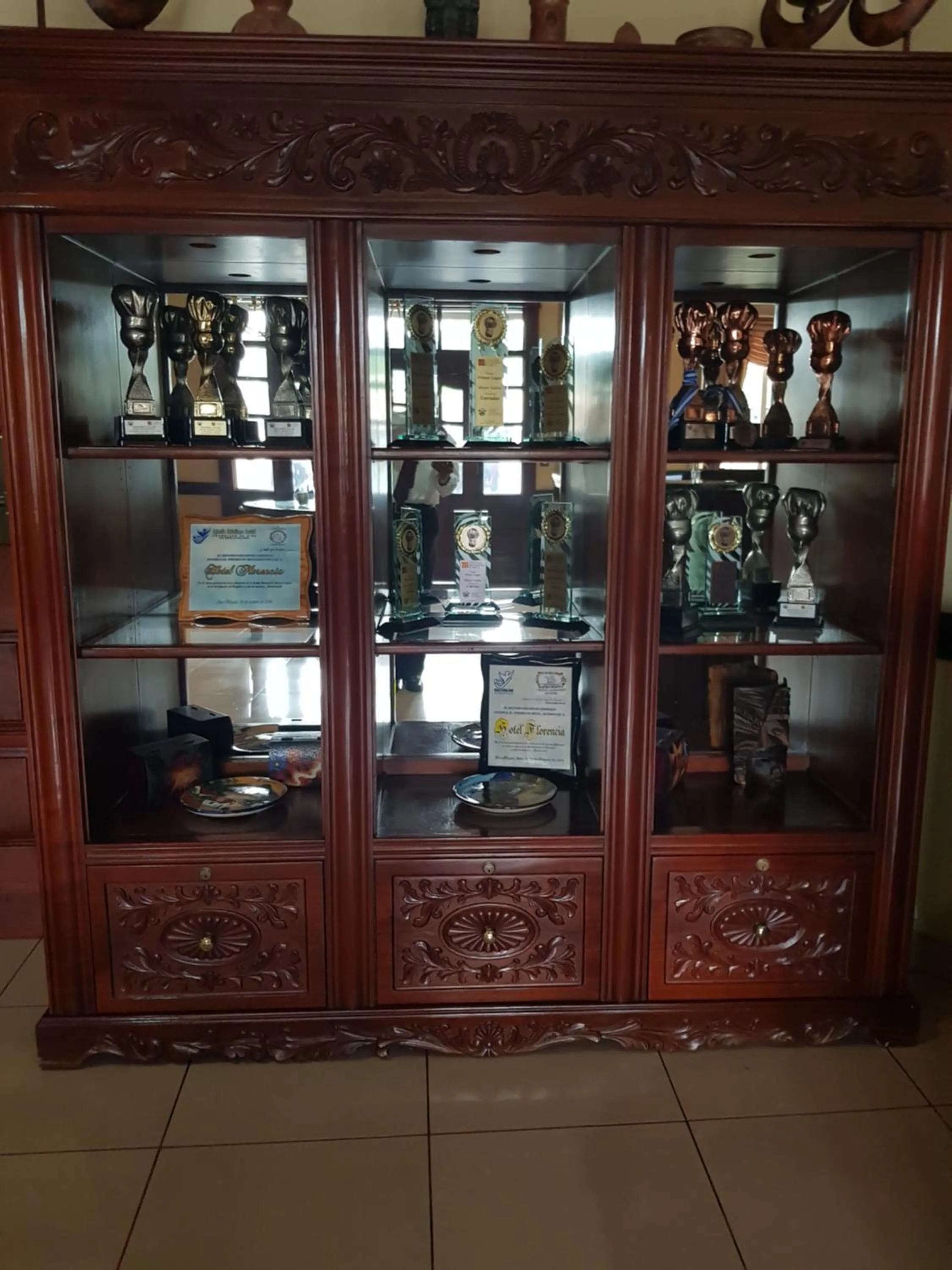 Certificate/Award in Hotel Florencia