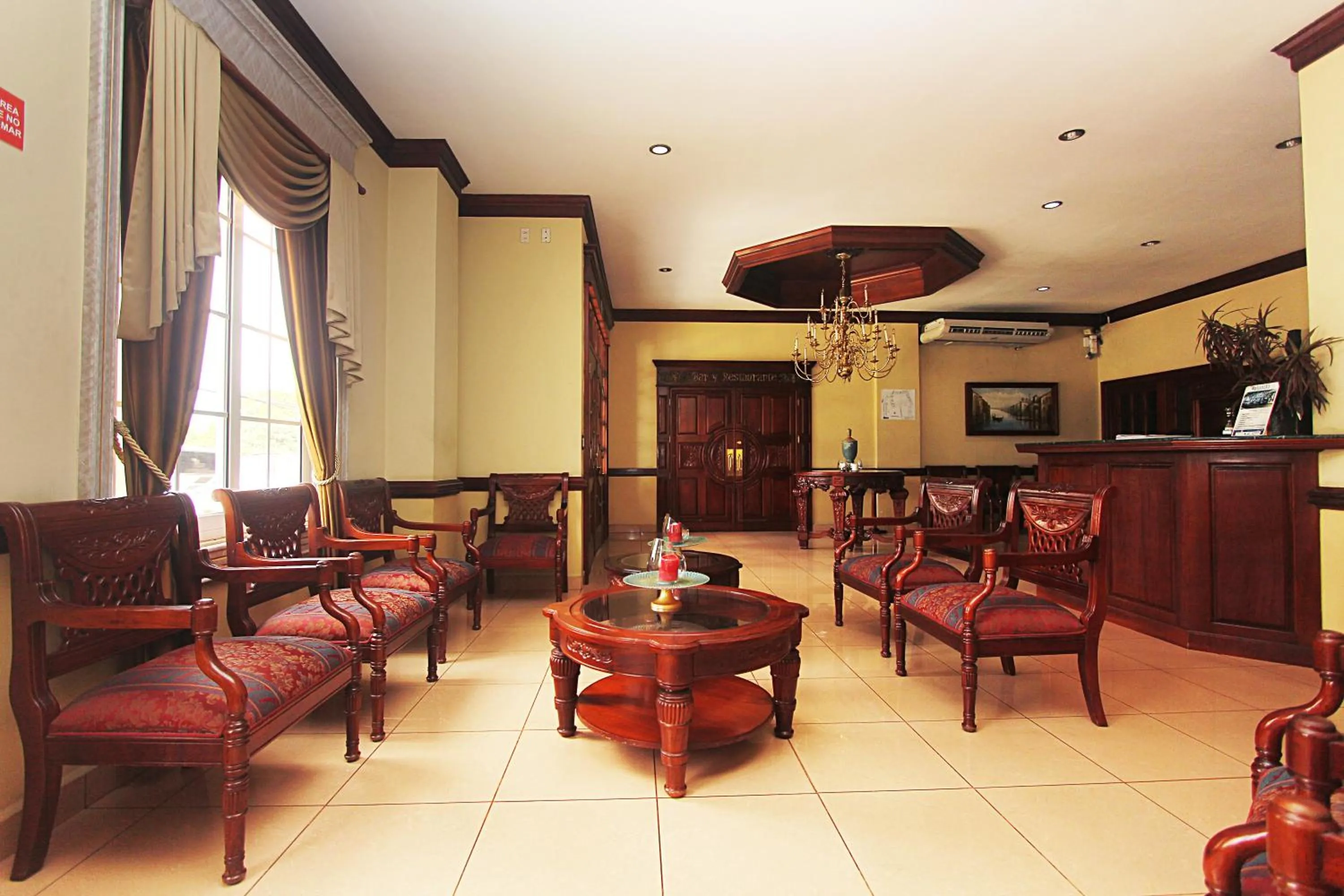 Lobby or reception in Hotel Florencia