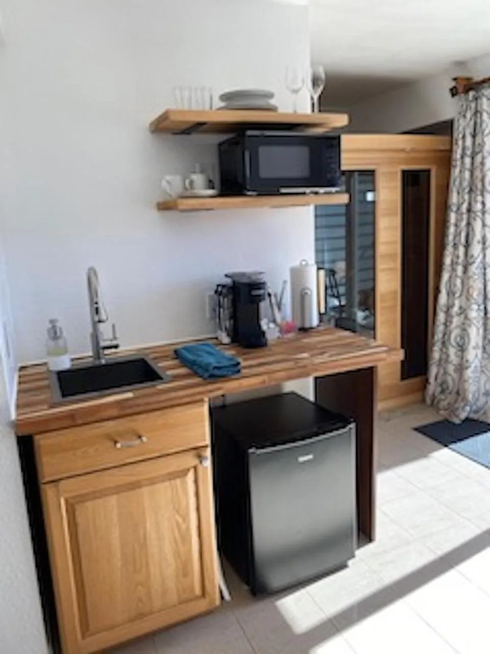 Kitchen or kitchenette in Pikes Peak Paradise Bed and Breakfast