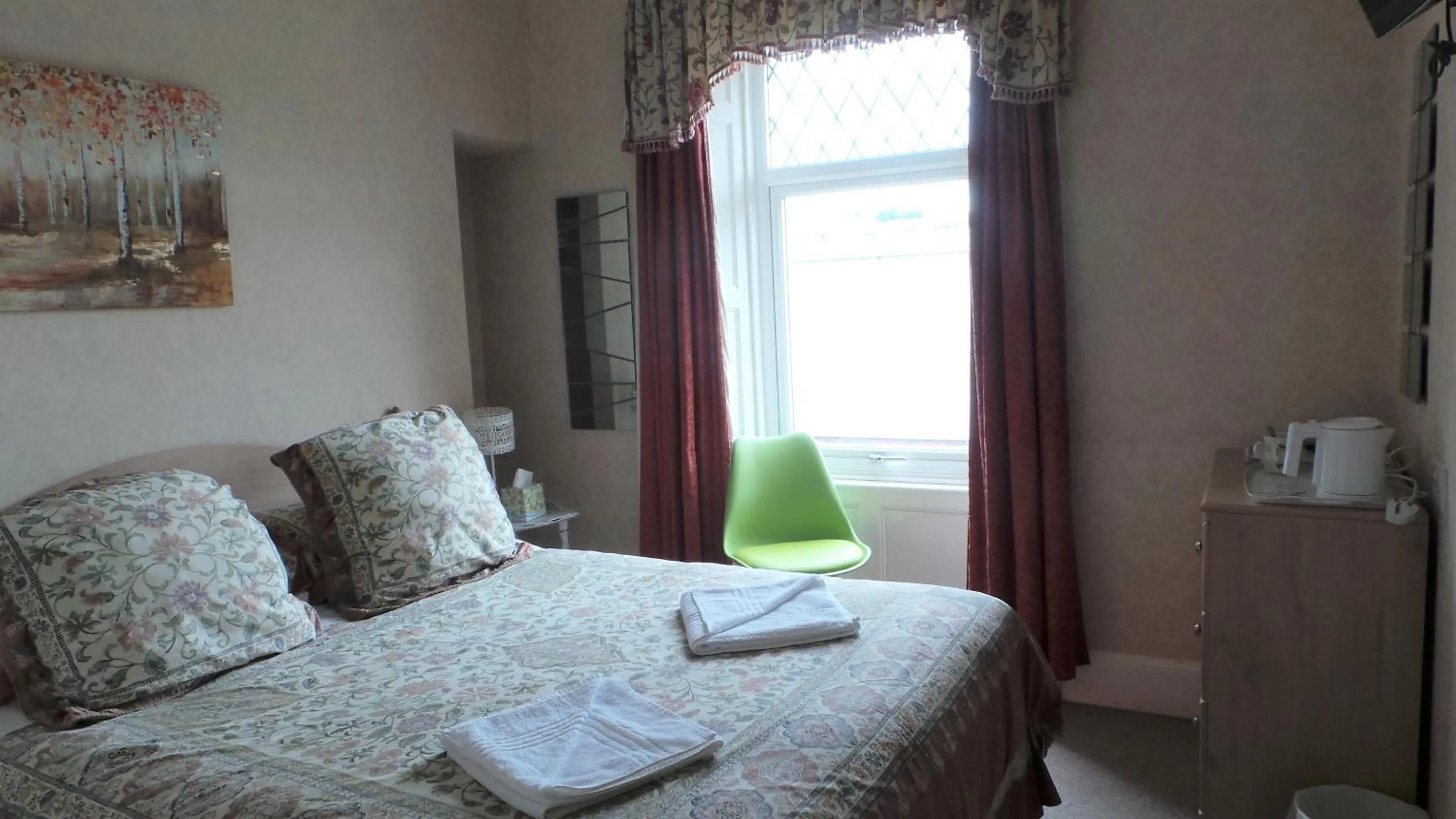 Bedroom, Bed in Tynedale Guest House