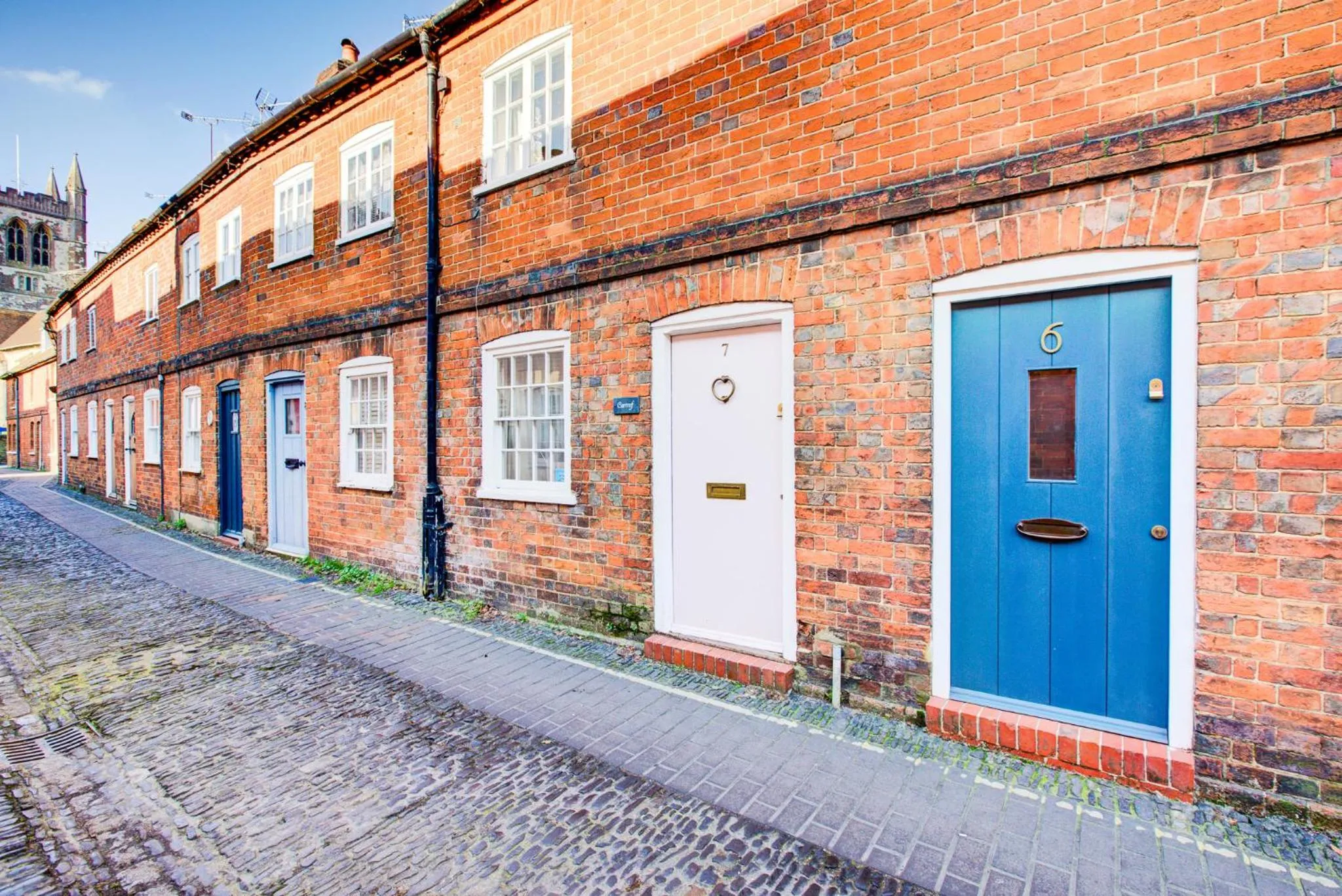 Property building in Cartref