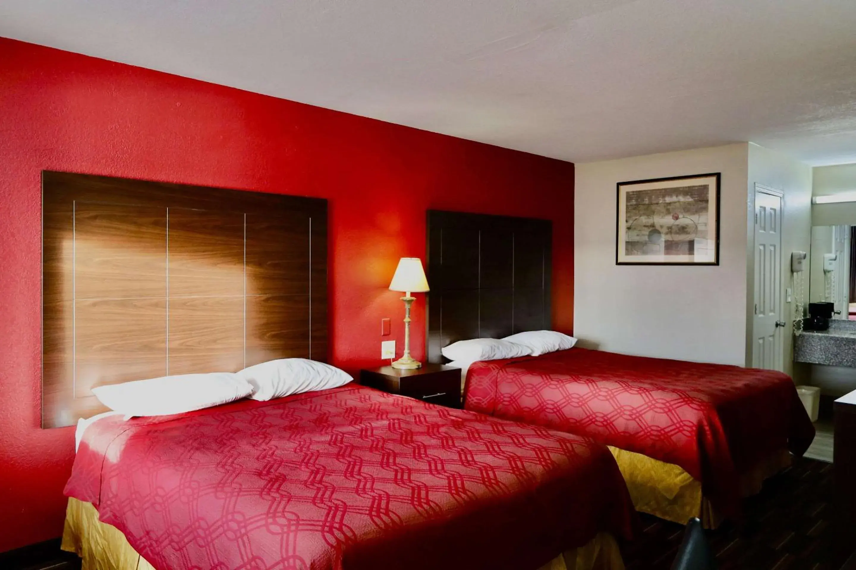 Bedroom, Bed in Rodeway Inn Bedroom, Bed in Rodeway Inn